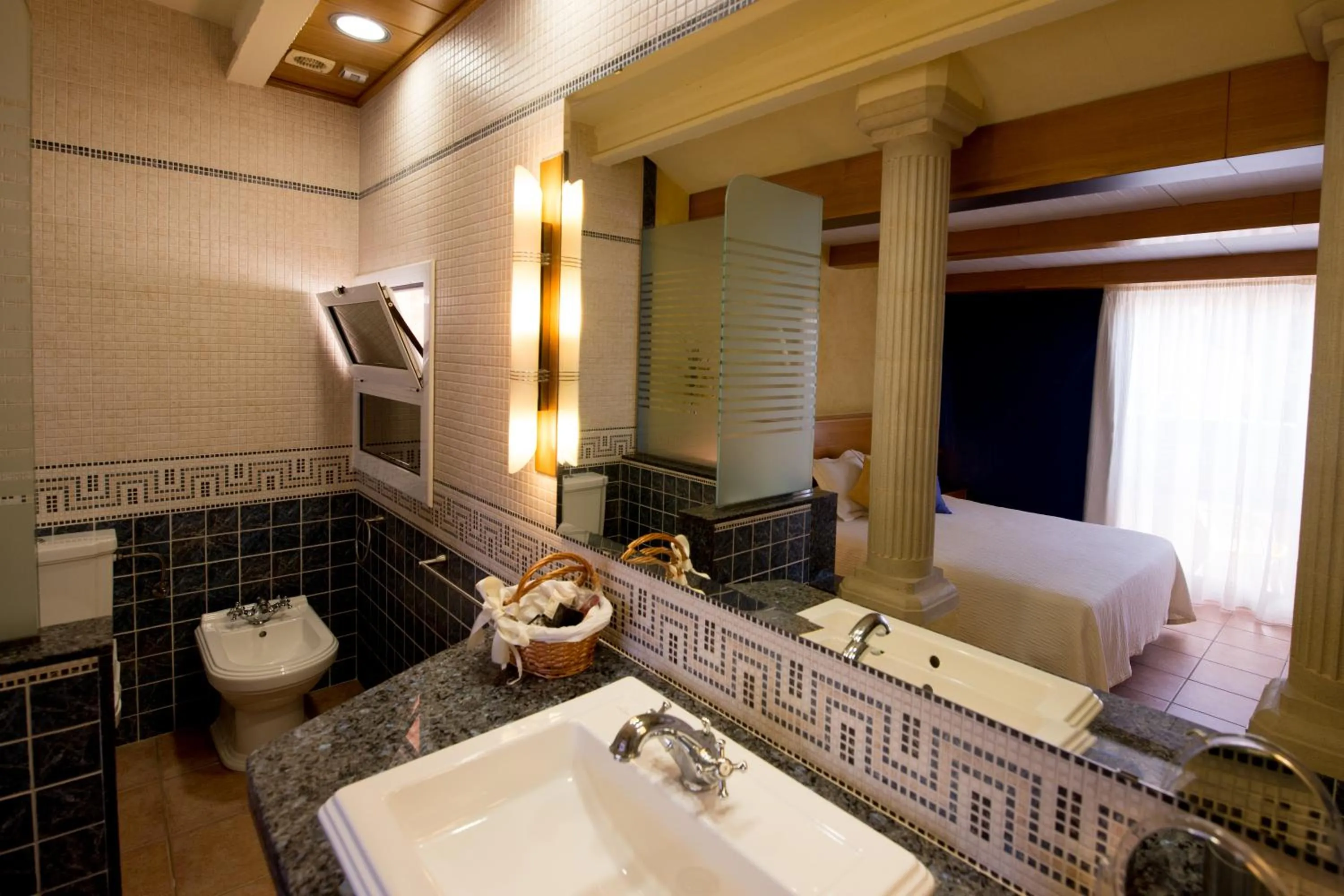 Bathroom in Hotel Plaça