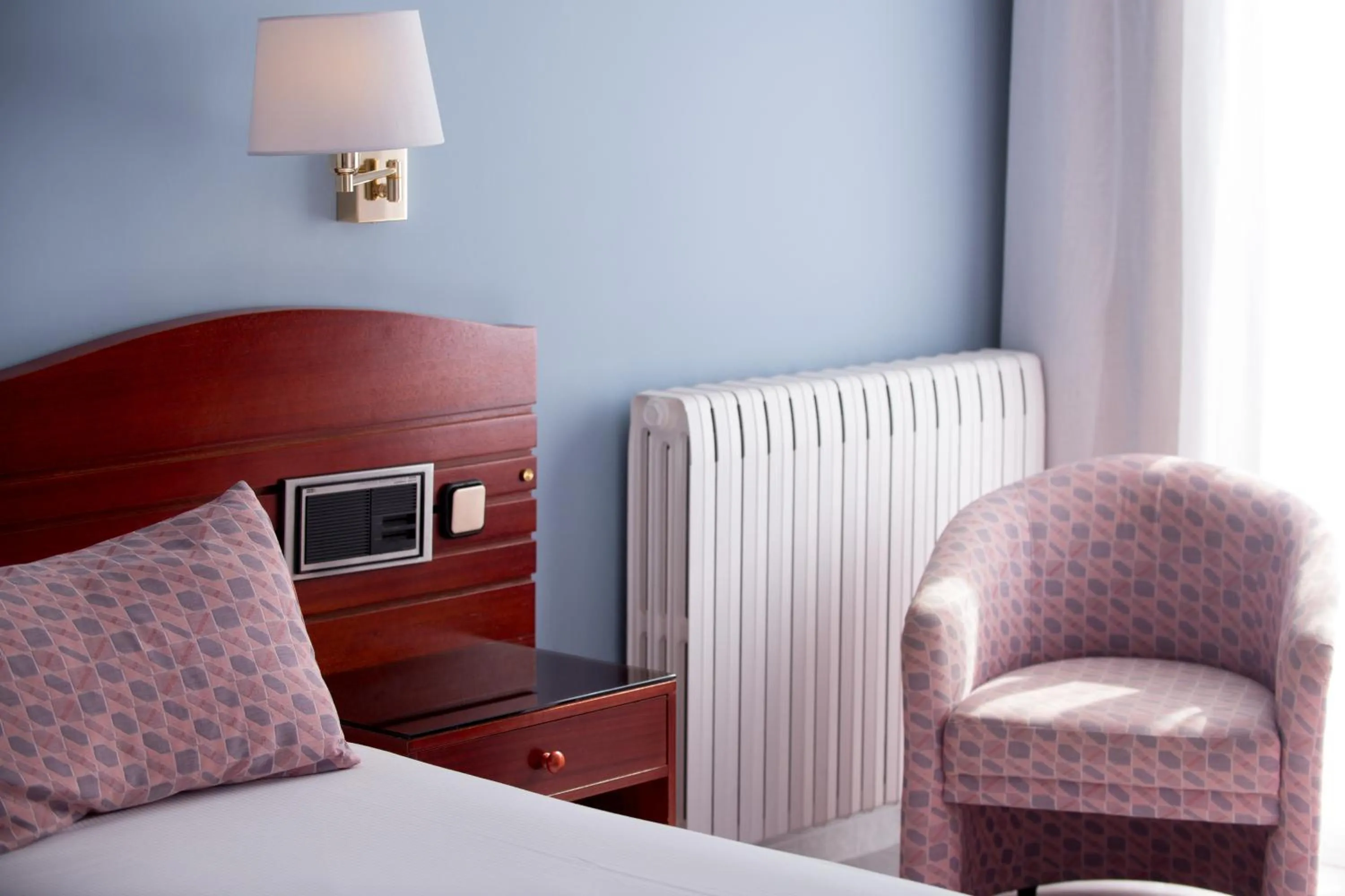 Photo of the whole room, Bed in Hotel Plaça