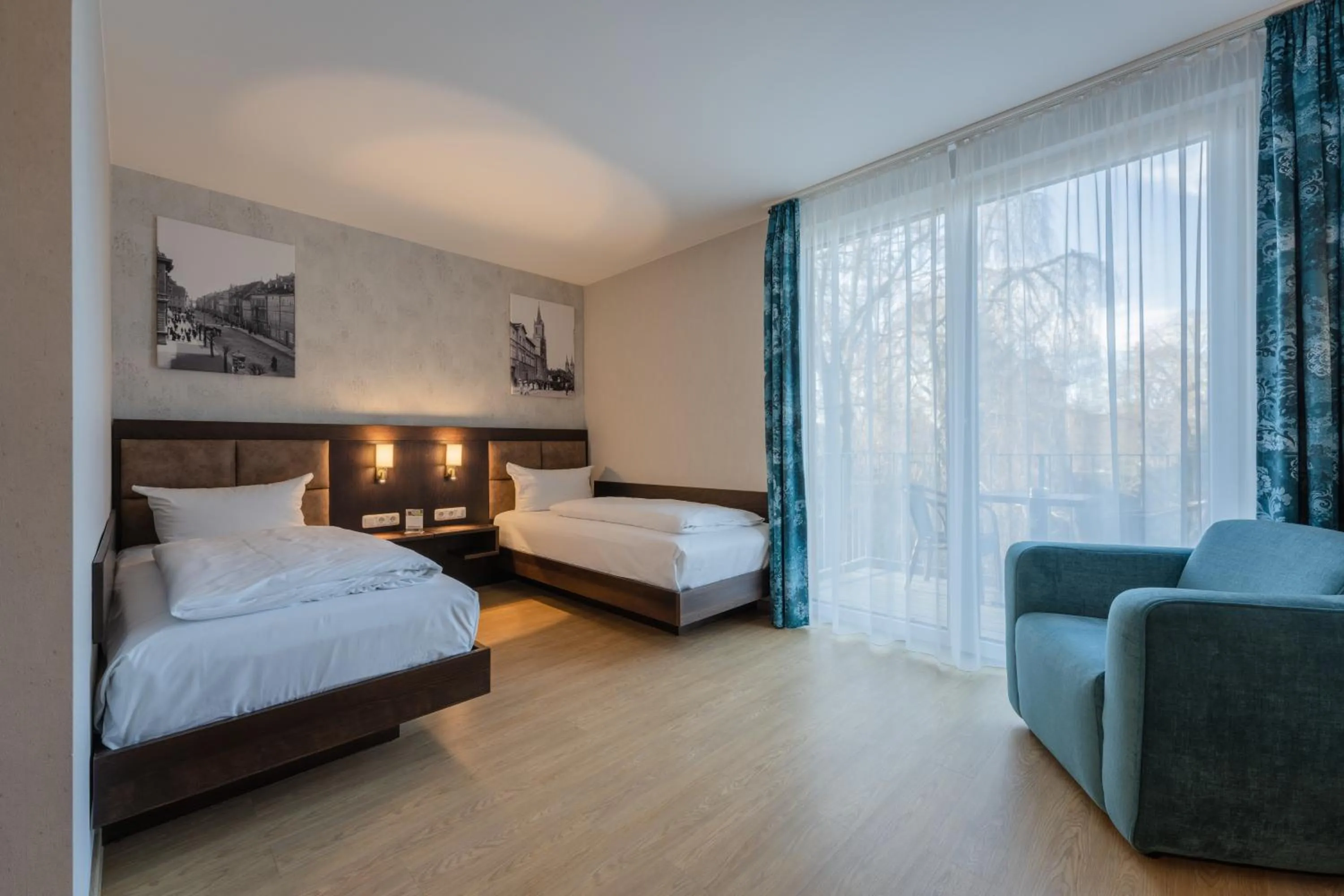 Photo of the whole room, Bed in Brauhaus Zum Löwen