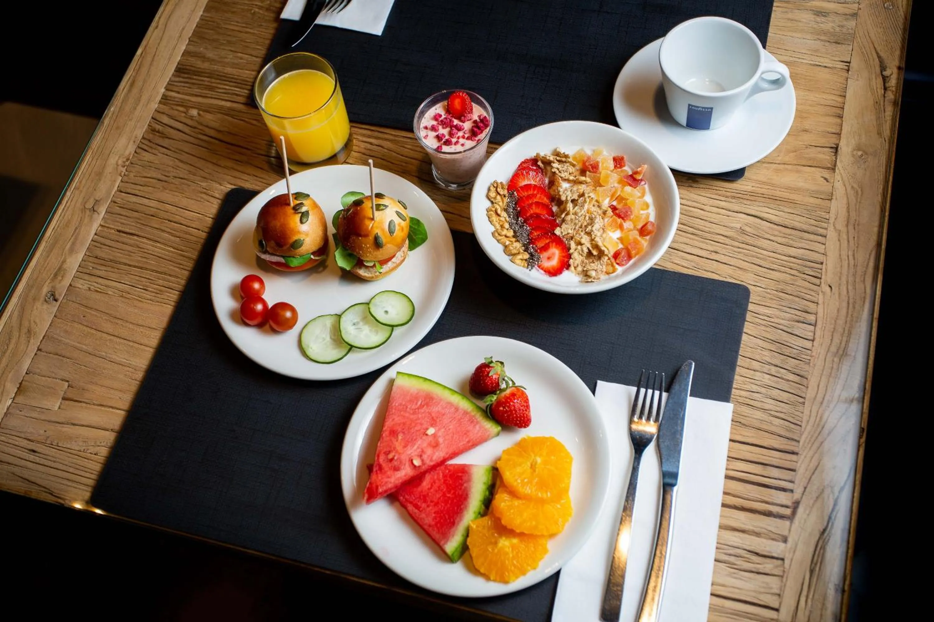 Breakfast in Room Mate Anna, Barcelona