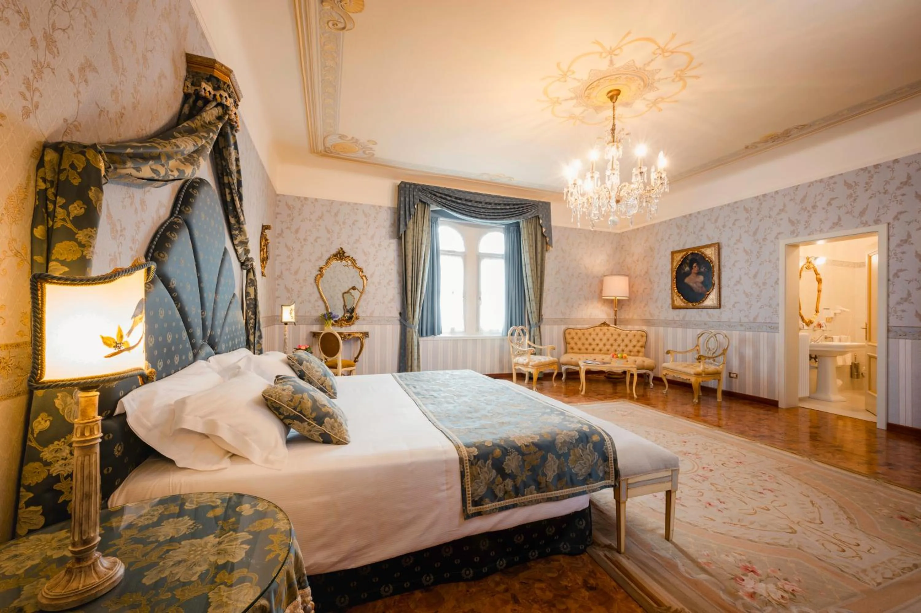 Bedroom, Bed in Castello Di Spessa - Residenze d'epoca