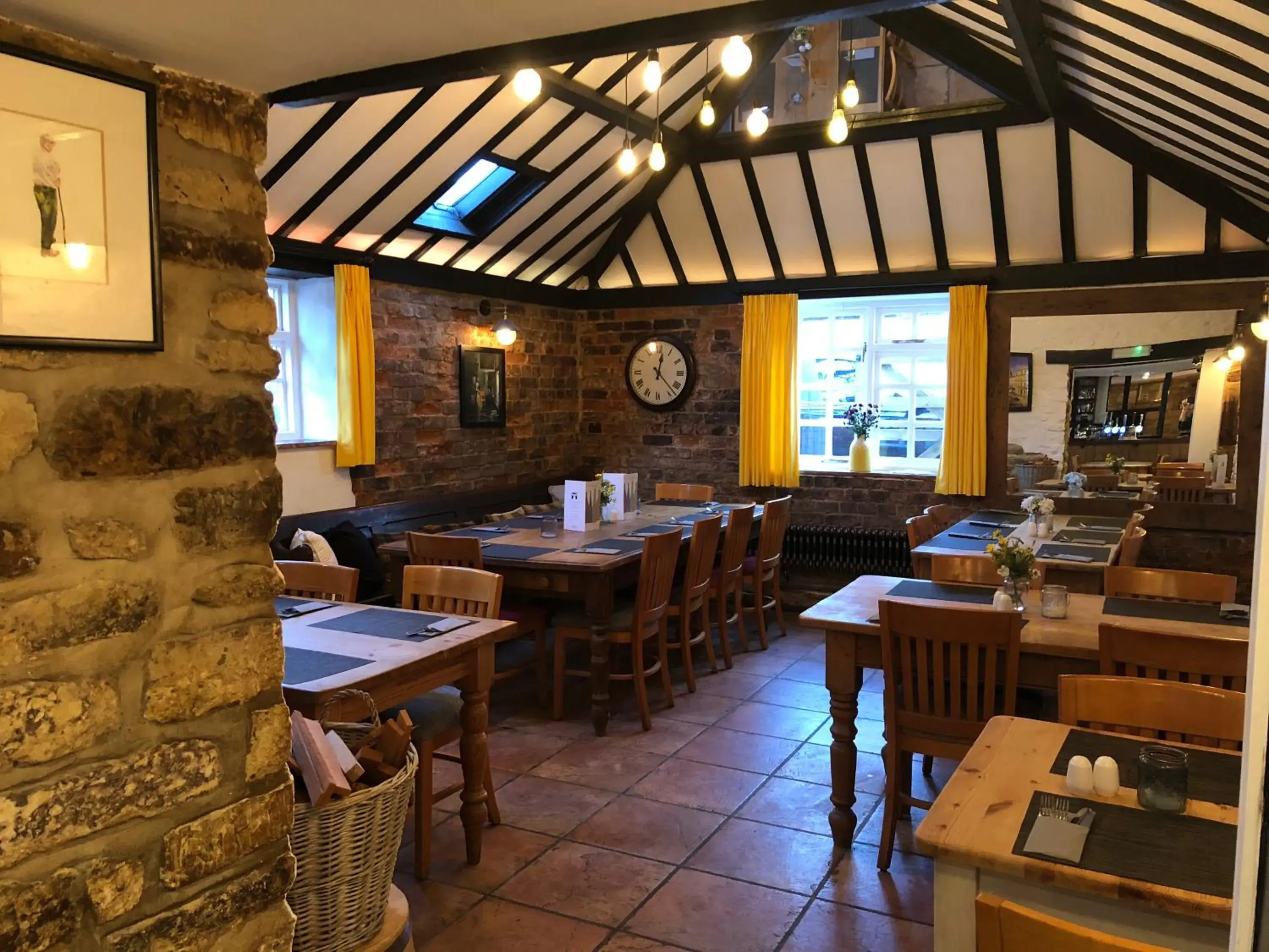 Restaurant/places to eat in The White Hart Restaurant/places to eat in The White Hart