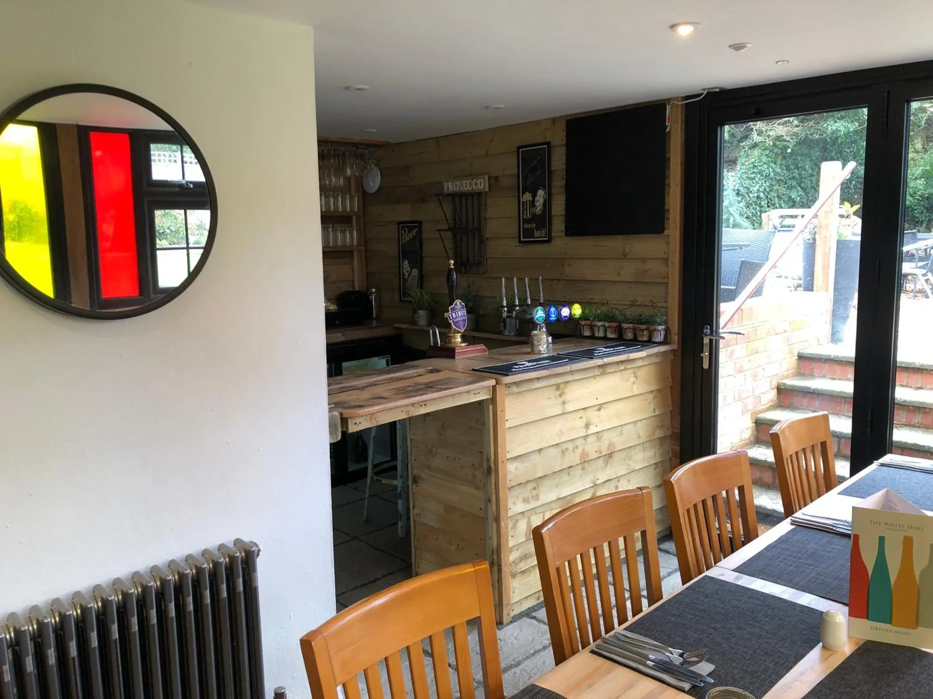 Lounge or bar in The White Hart Lounge or bar in The White Hart