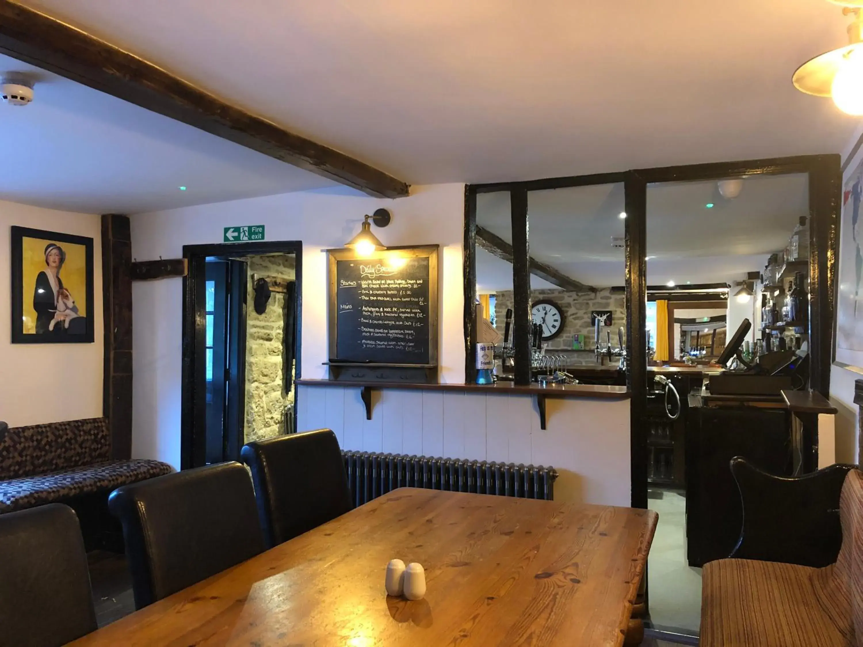 Lounge or bar in The White Hart Lounge or bar in The White Hart