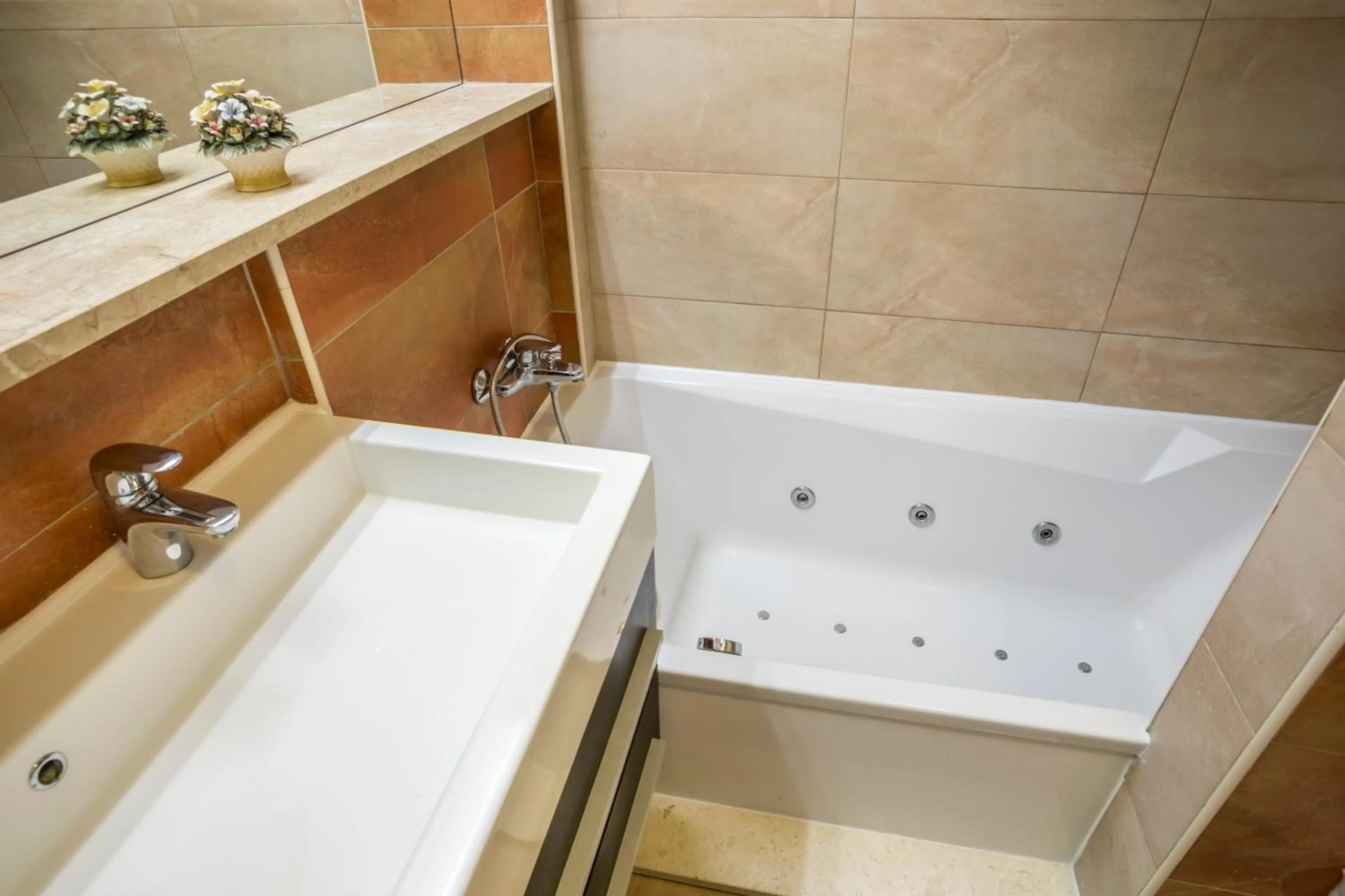 Bathroom in Dreams Apartment Bacvice