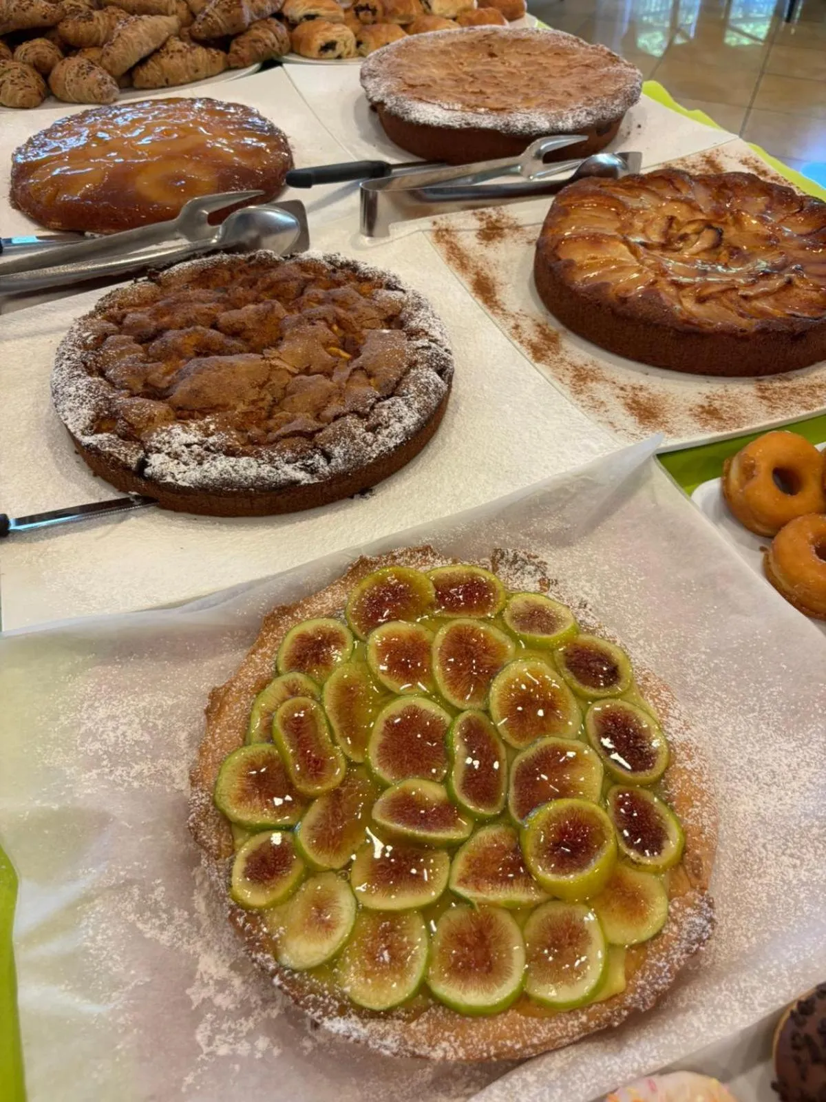 Breakfast in Hotel Gabbiano