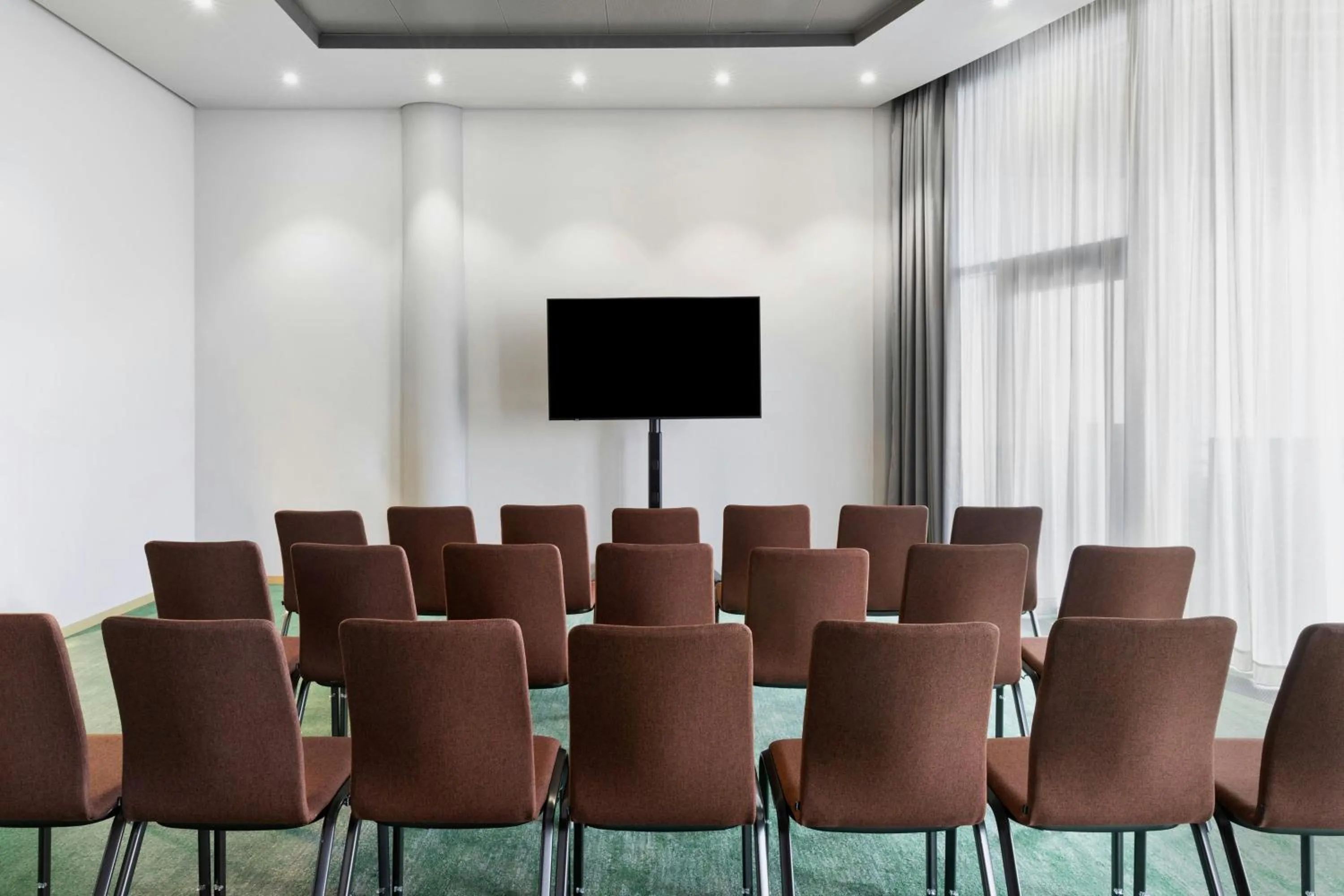 Meeting/conference room in Courtyard by Marriott Basel