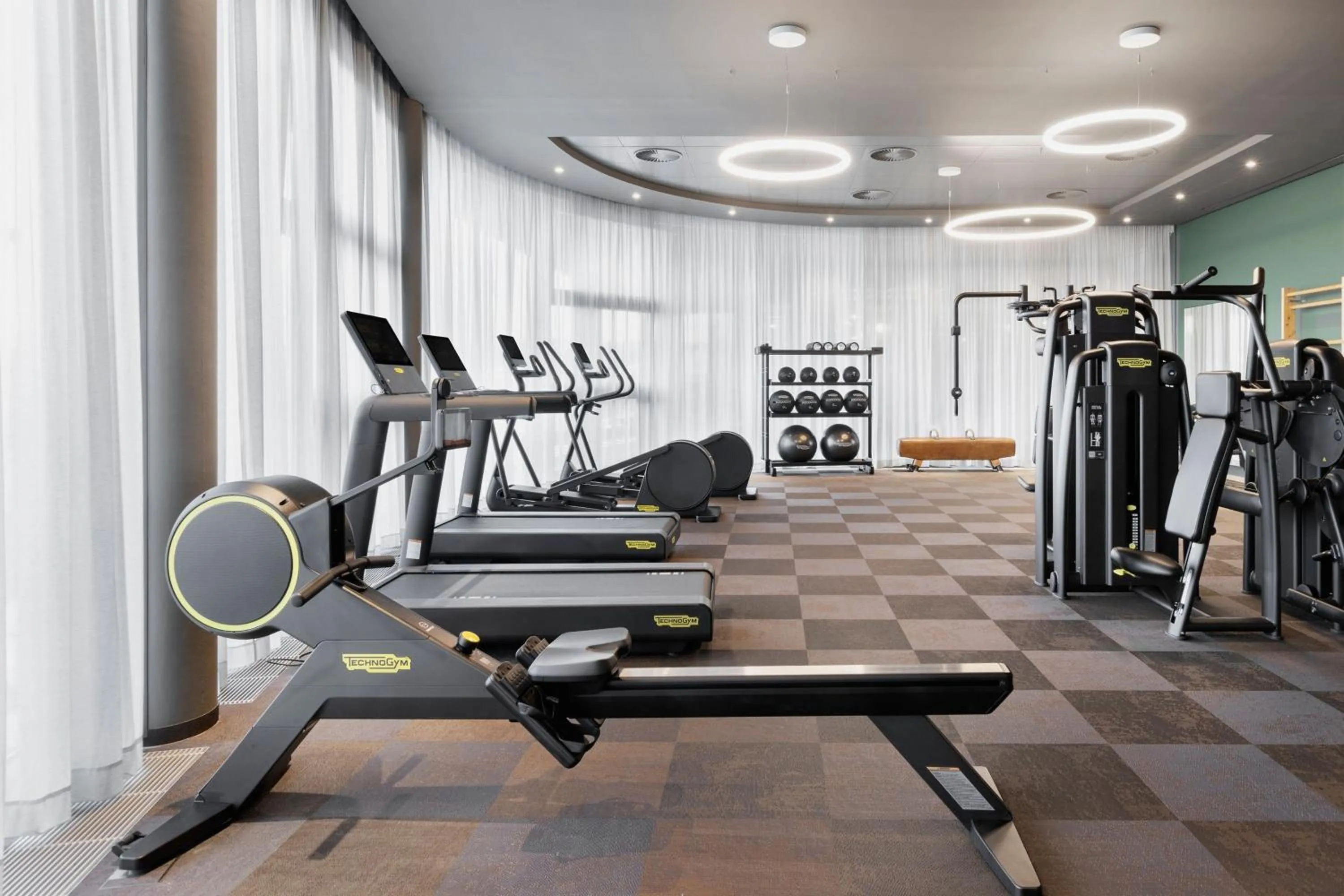 Fitness centre/facilities in Courtyard by Marriott Basel