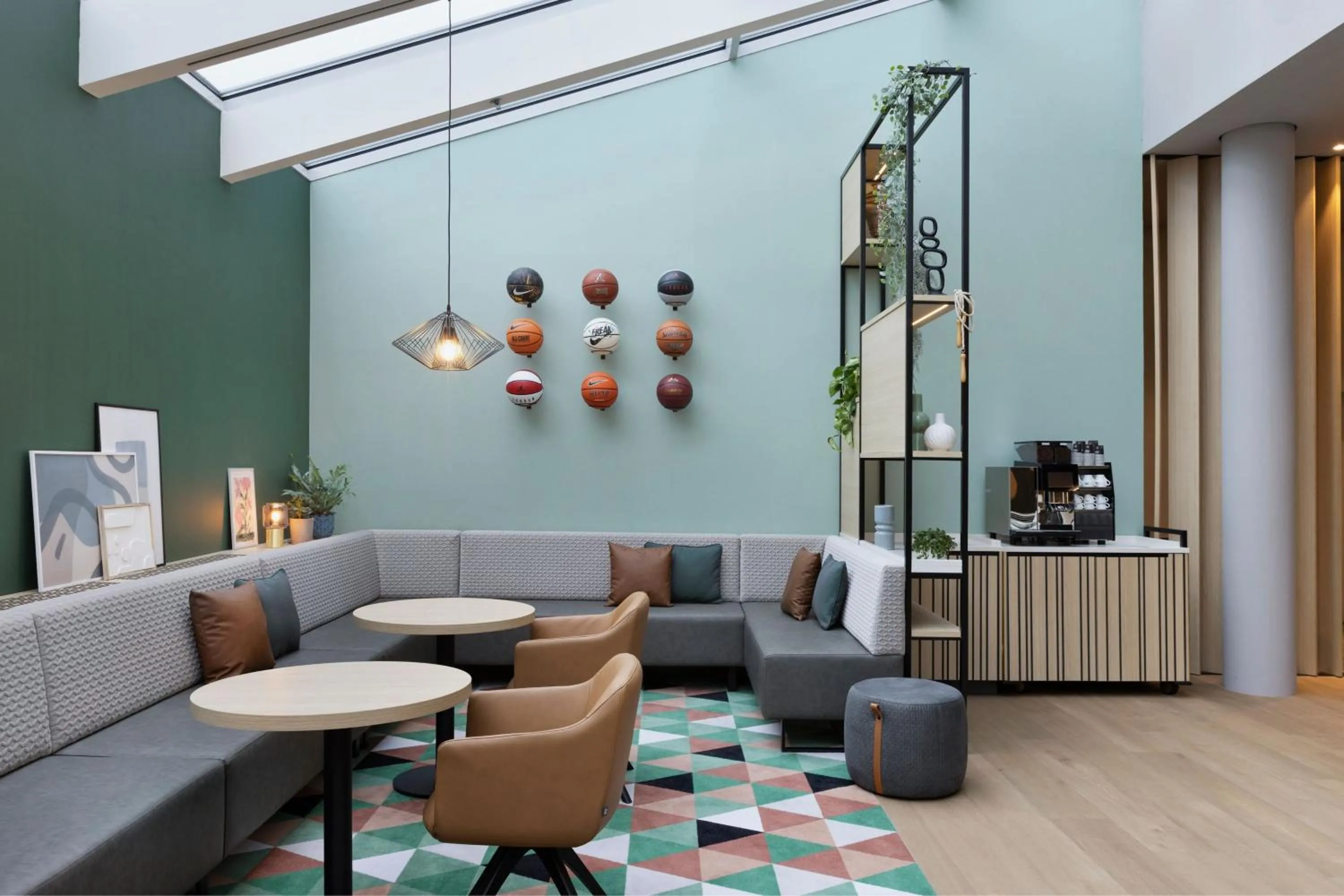 Meeting/conference room in Courtyard by Marriott Basel