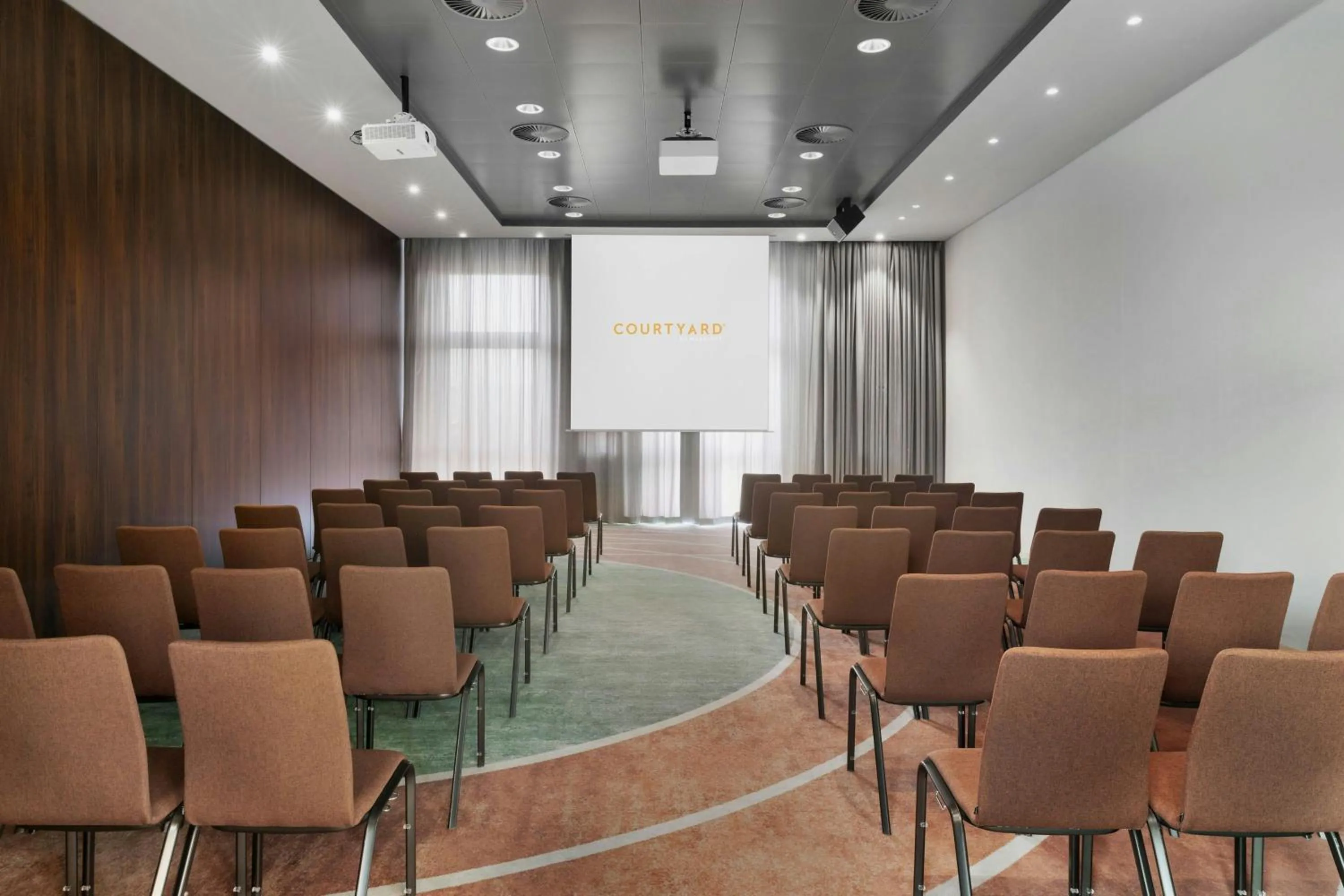 Meeting/conference room in Courtyard by Marriott Basel