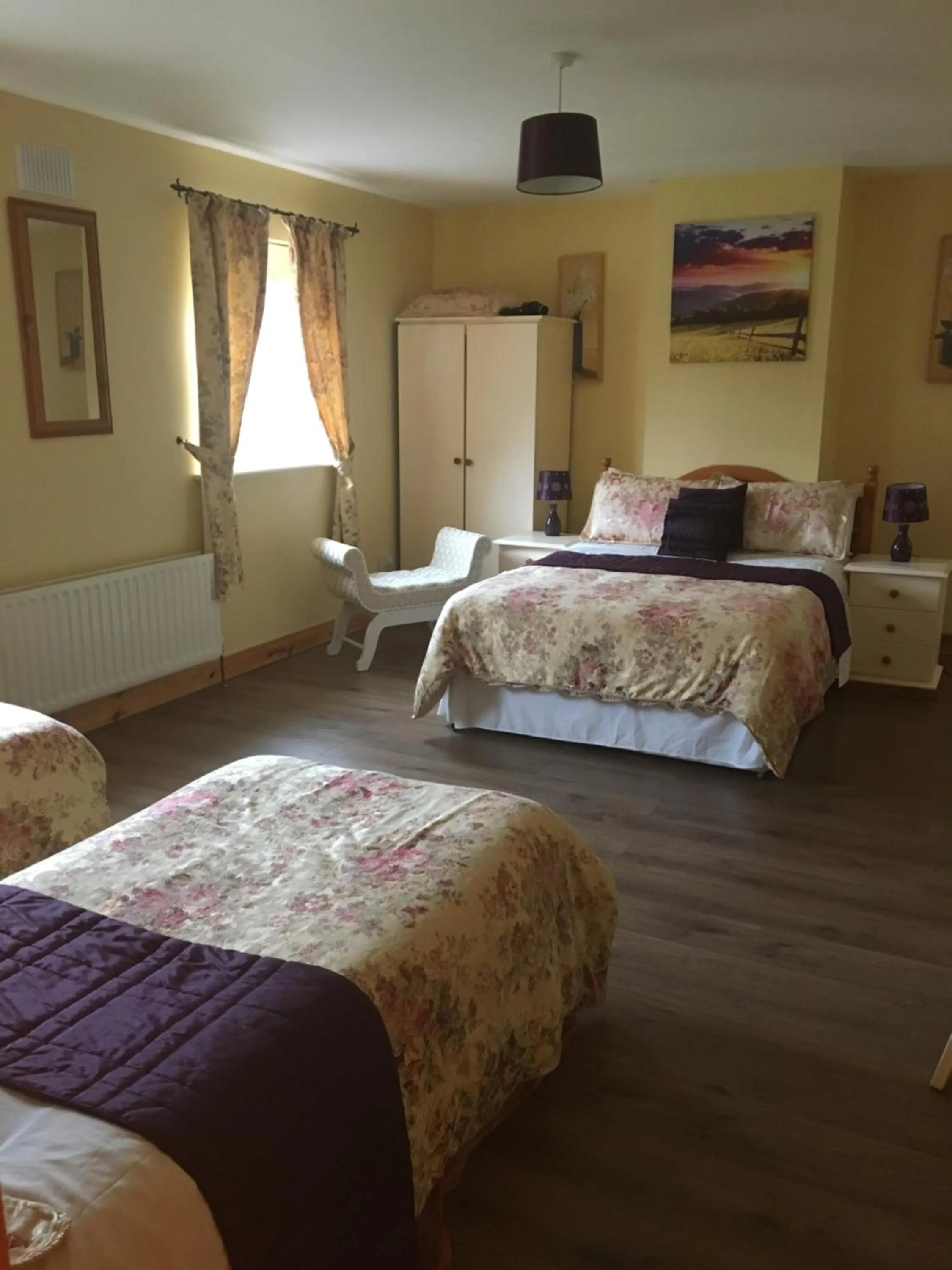 Heeneys Lodge B&B