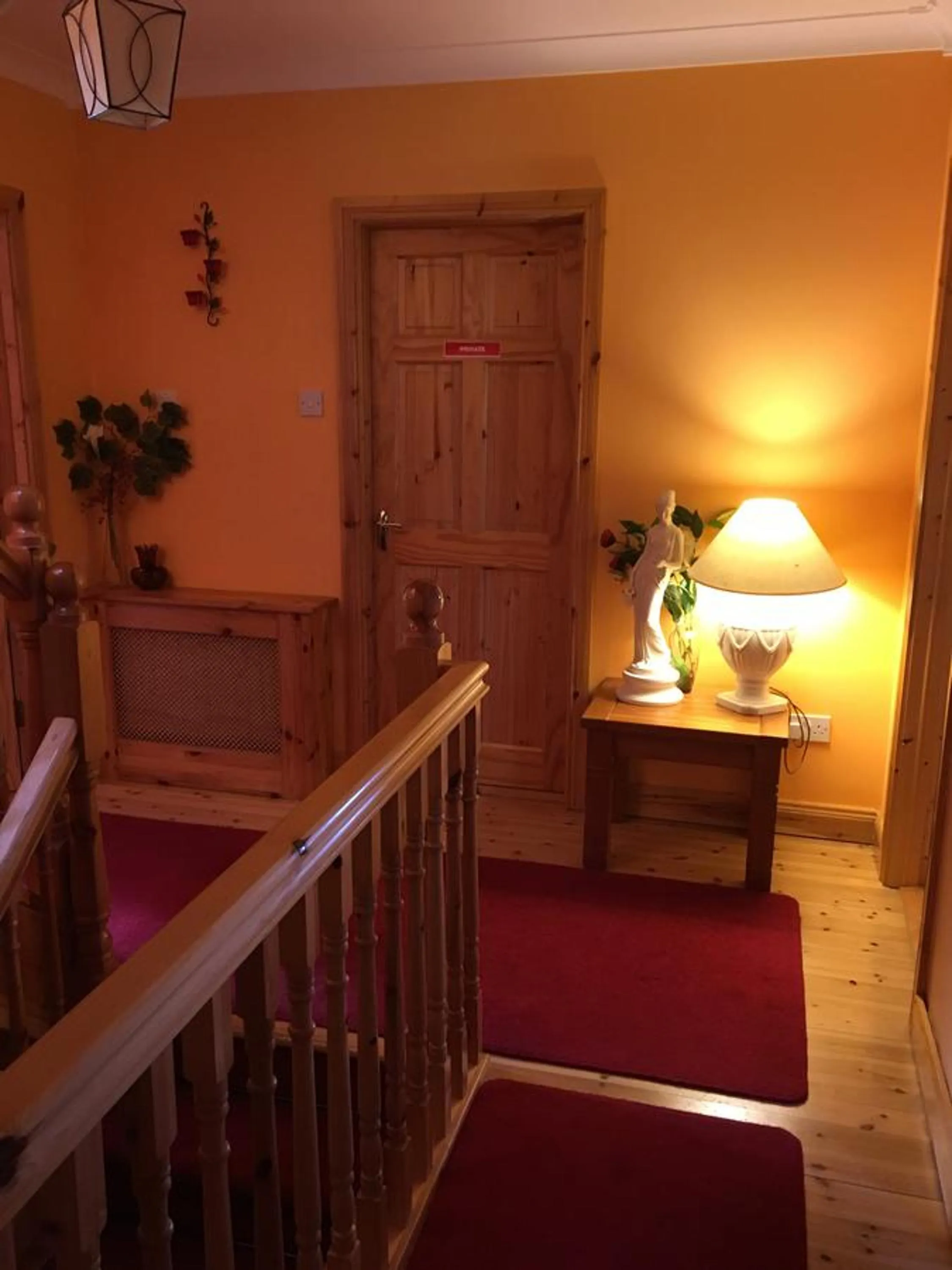 Decorative detail in Heeneys Lodge B&B