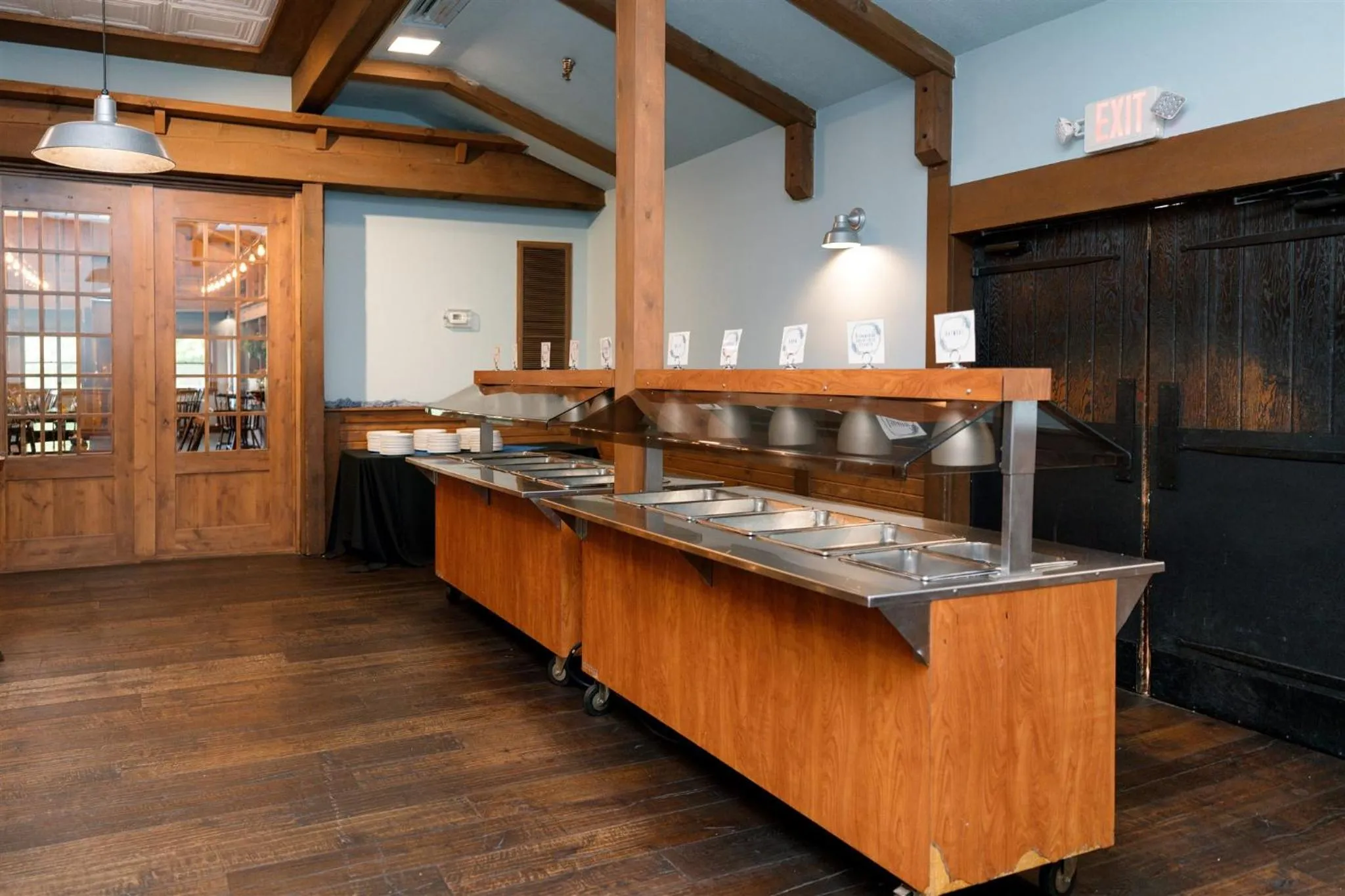 Buffet breakfast in Brown County Inn