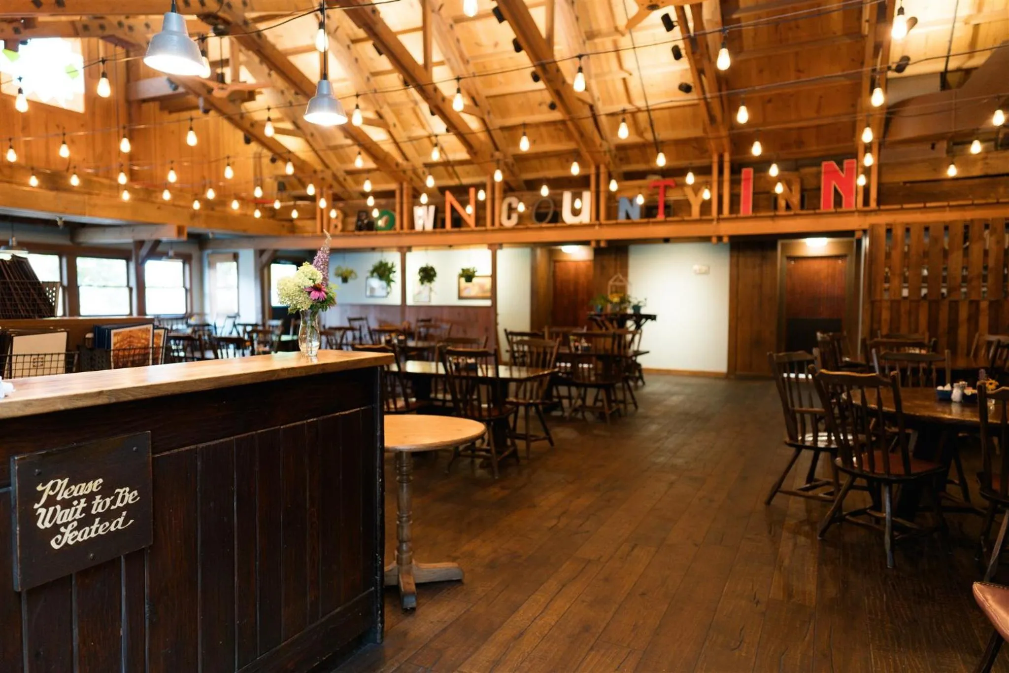 Restaurant/places to eat in Brown County Inn