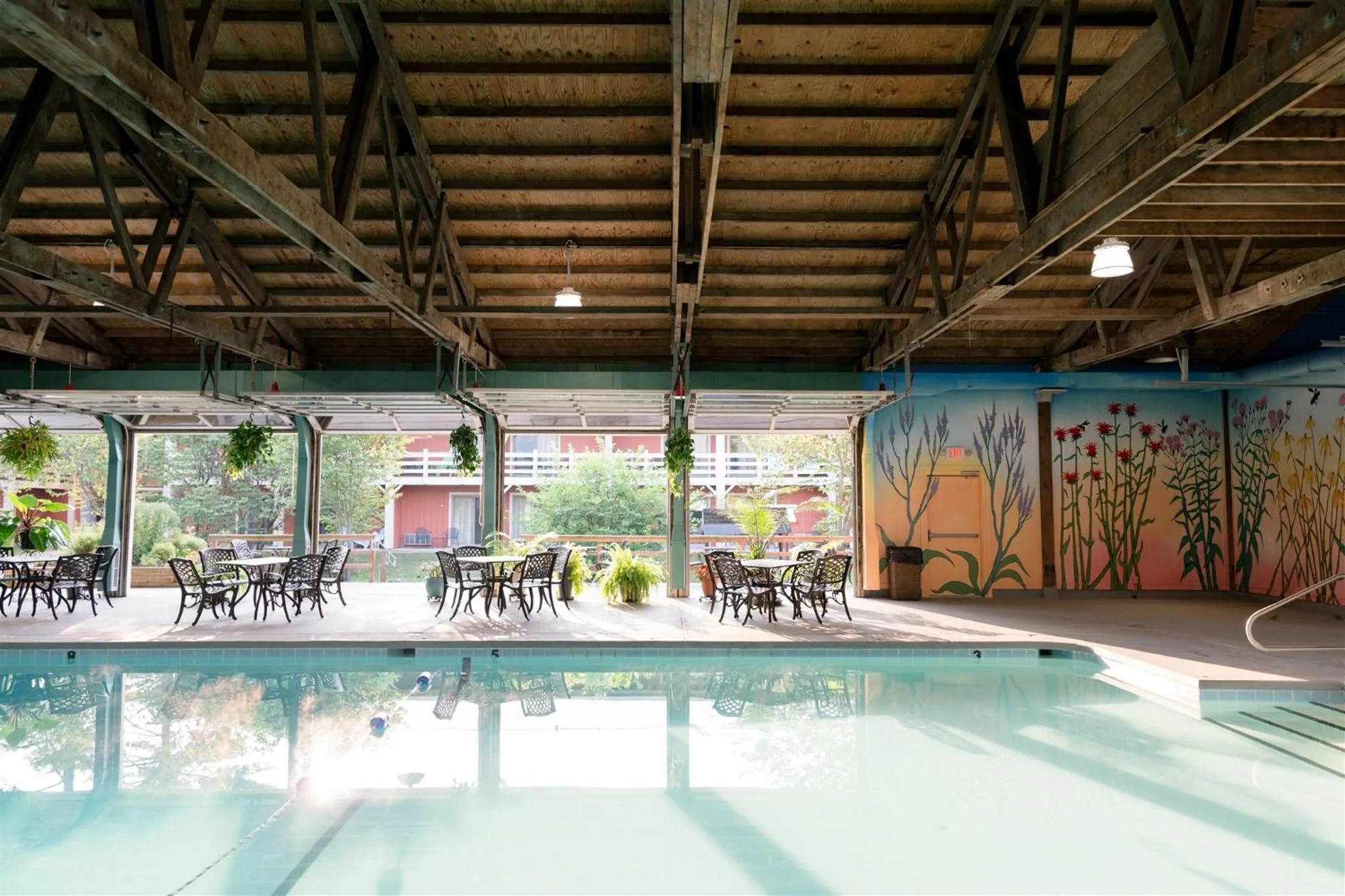 Swimming pool in Brown County Inn