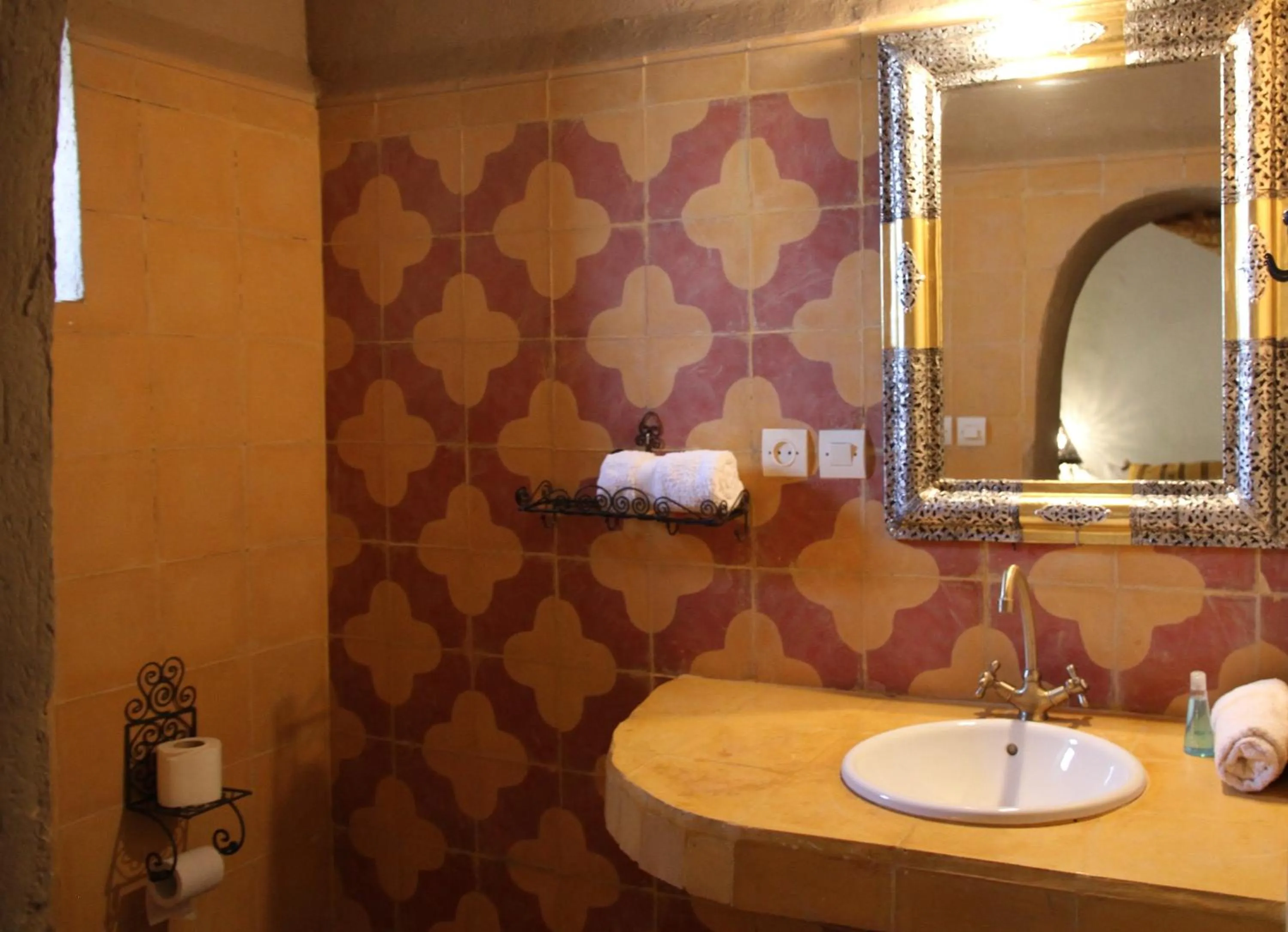 Bathroom in Riad Kasbah Aiour