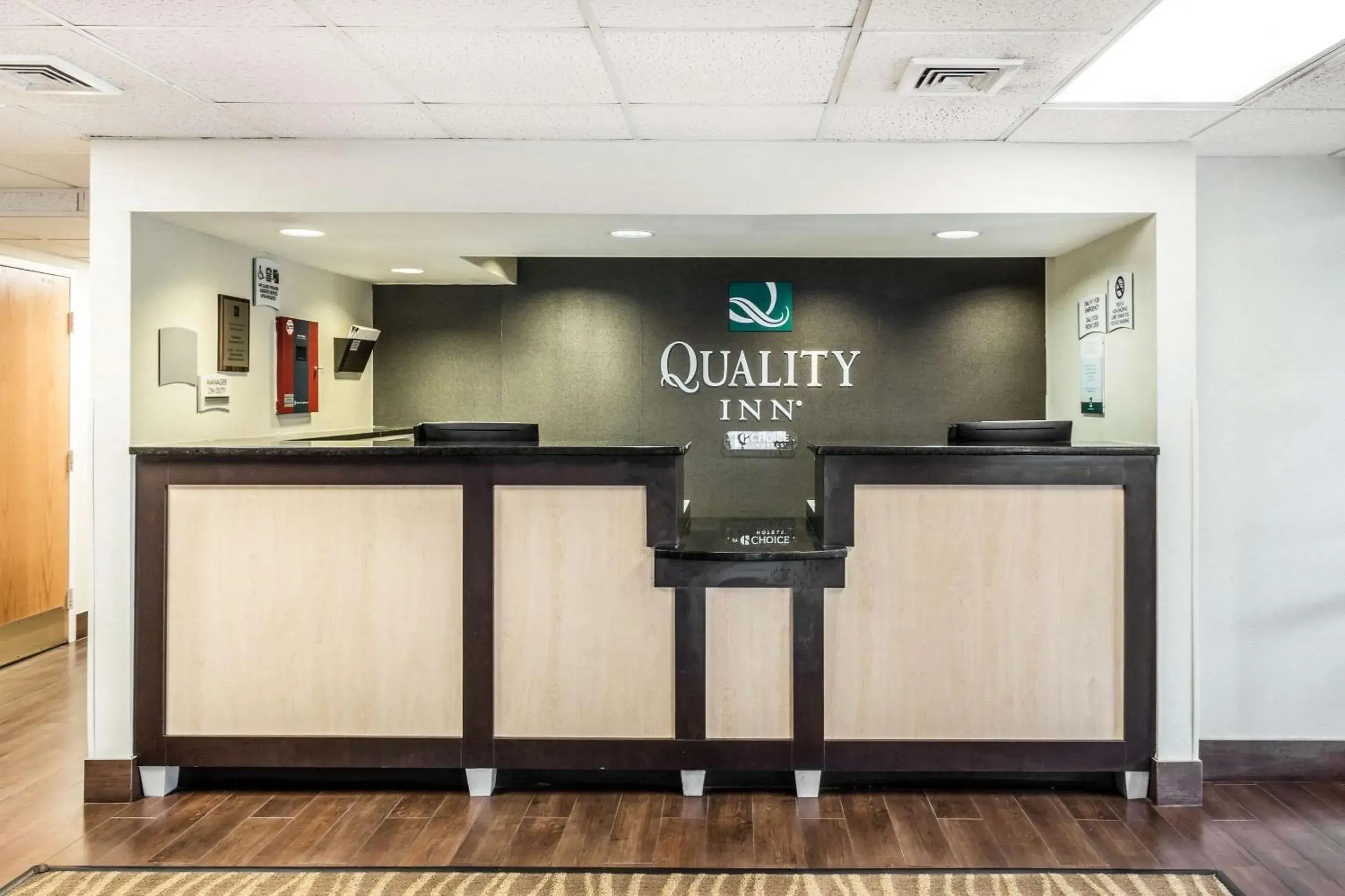 Lobby or reception in Quality Inn Walterboro I-95 Lobby or reception in Quality Inn Walterboro I-95