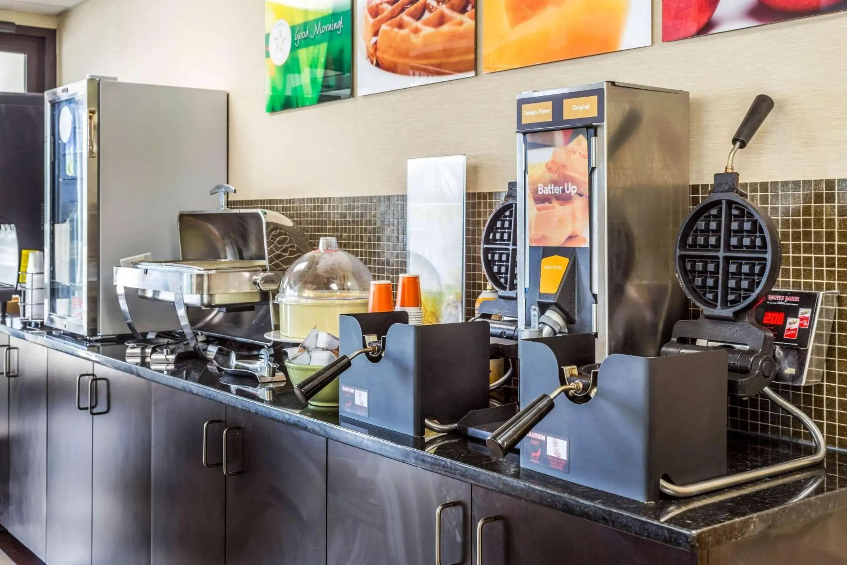 Restaurant/places to eat in Quality Inn Walterboro I-95 Restaurant/places to eat in Quality Inn Walterboro I-95