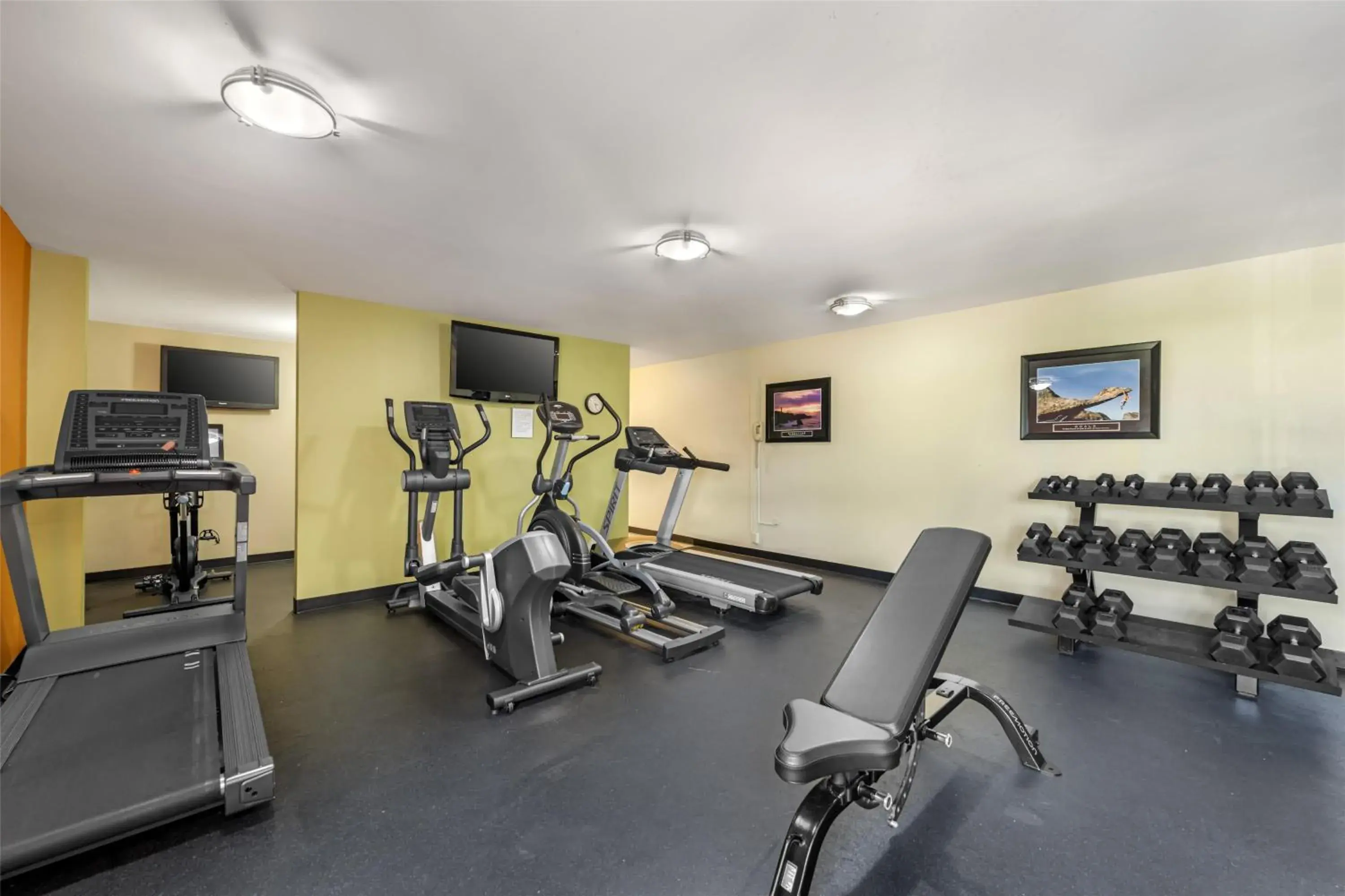 Fitness centre/facilities in Best Western Plus York Hotel and Conference Center Fitness centre/facilities in Best Western Plus York Hotel and Conference Center