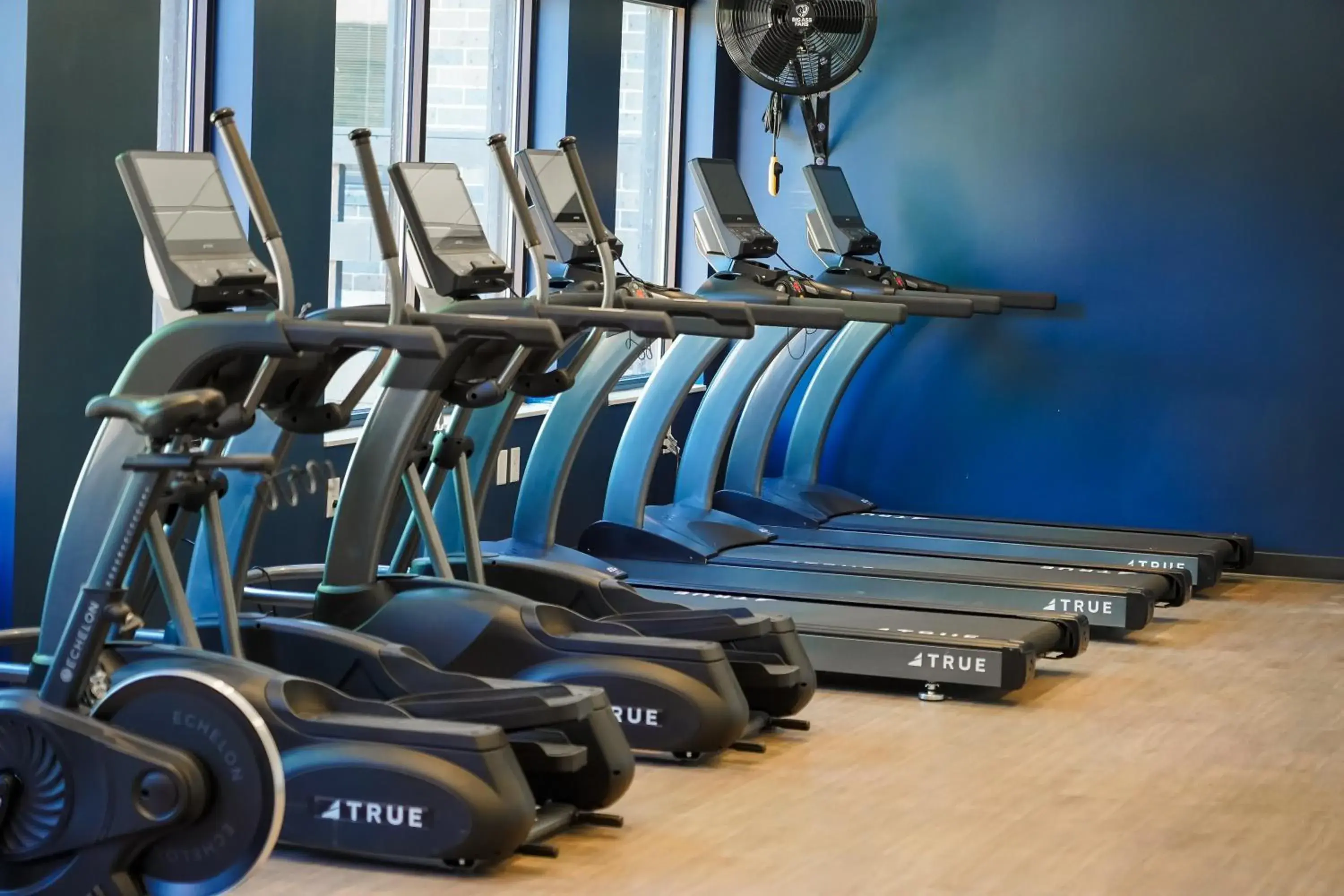 Fitness centre/facilities in Sawmill Creek by Cedar Point Resorts Fitness centre/facilities in Sawmill Creek by Cedar Point Resorts