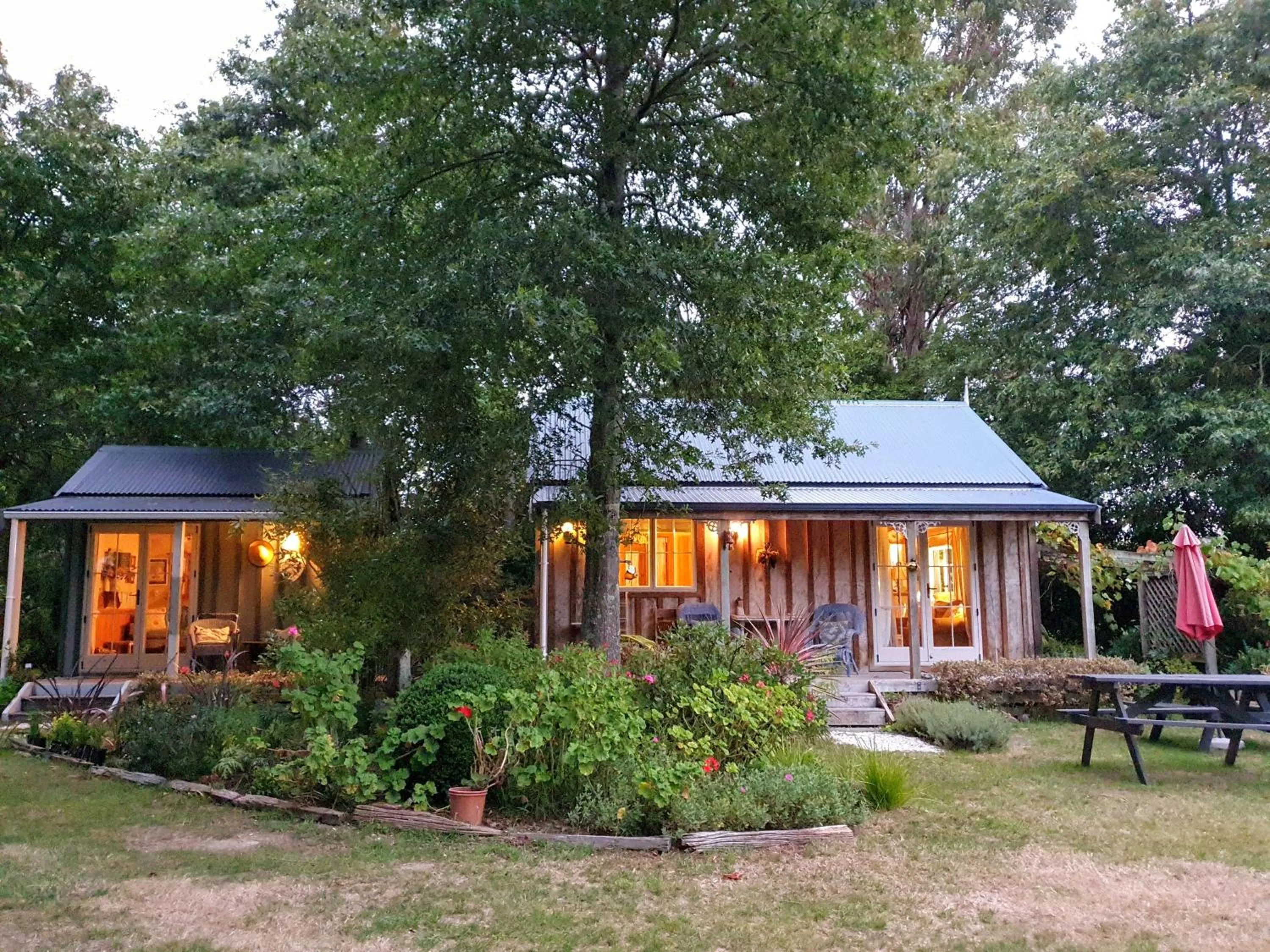 Bumblebee Cottage