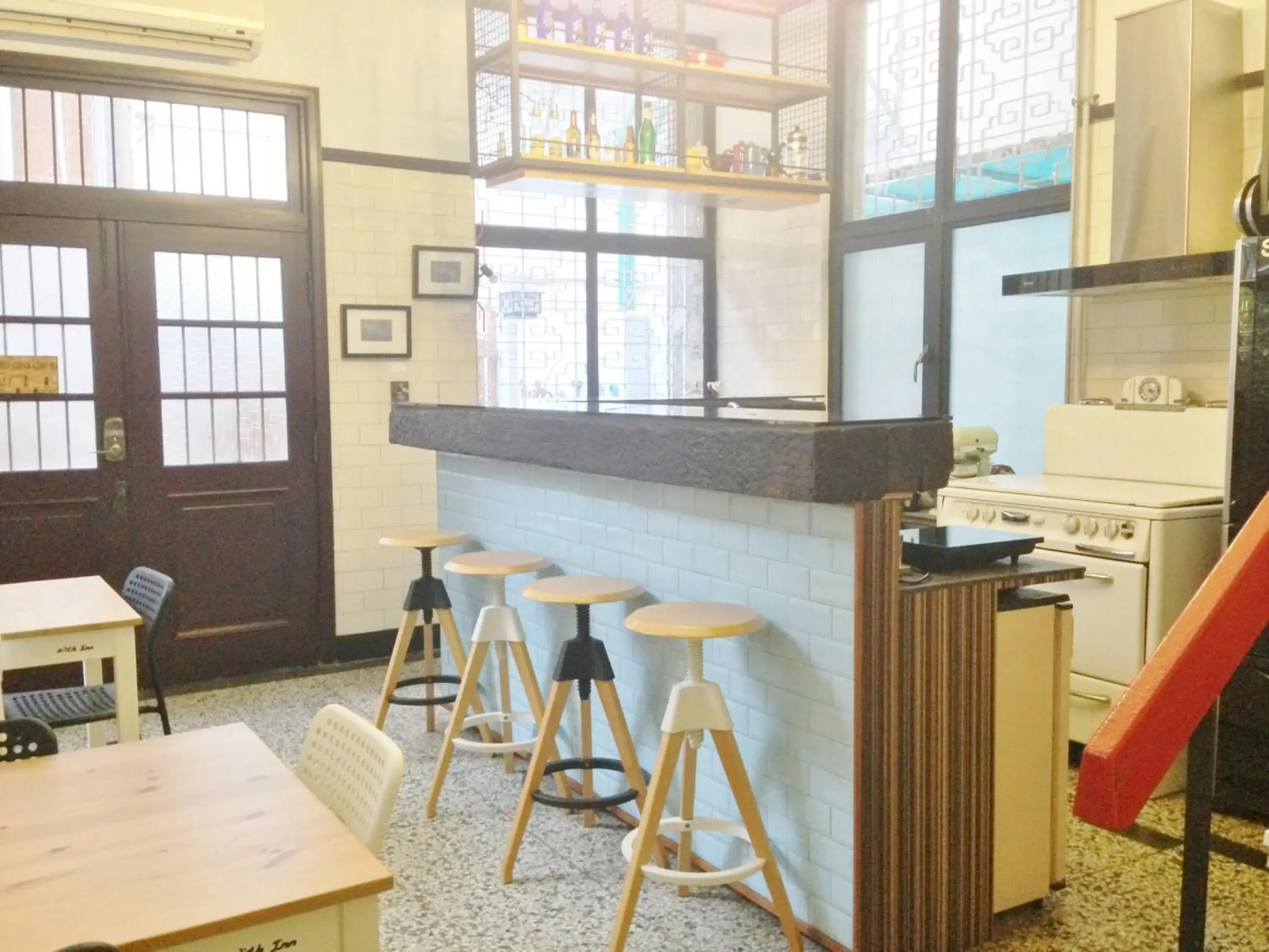 Restaurant/places to eat in With Inn Hostel Restaurant/places to eat in With Inn Hostel