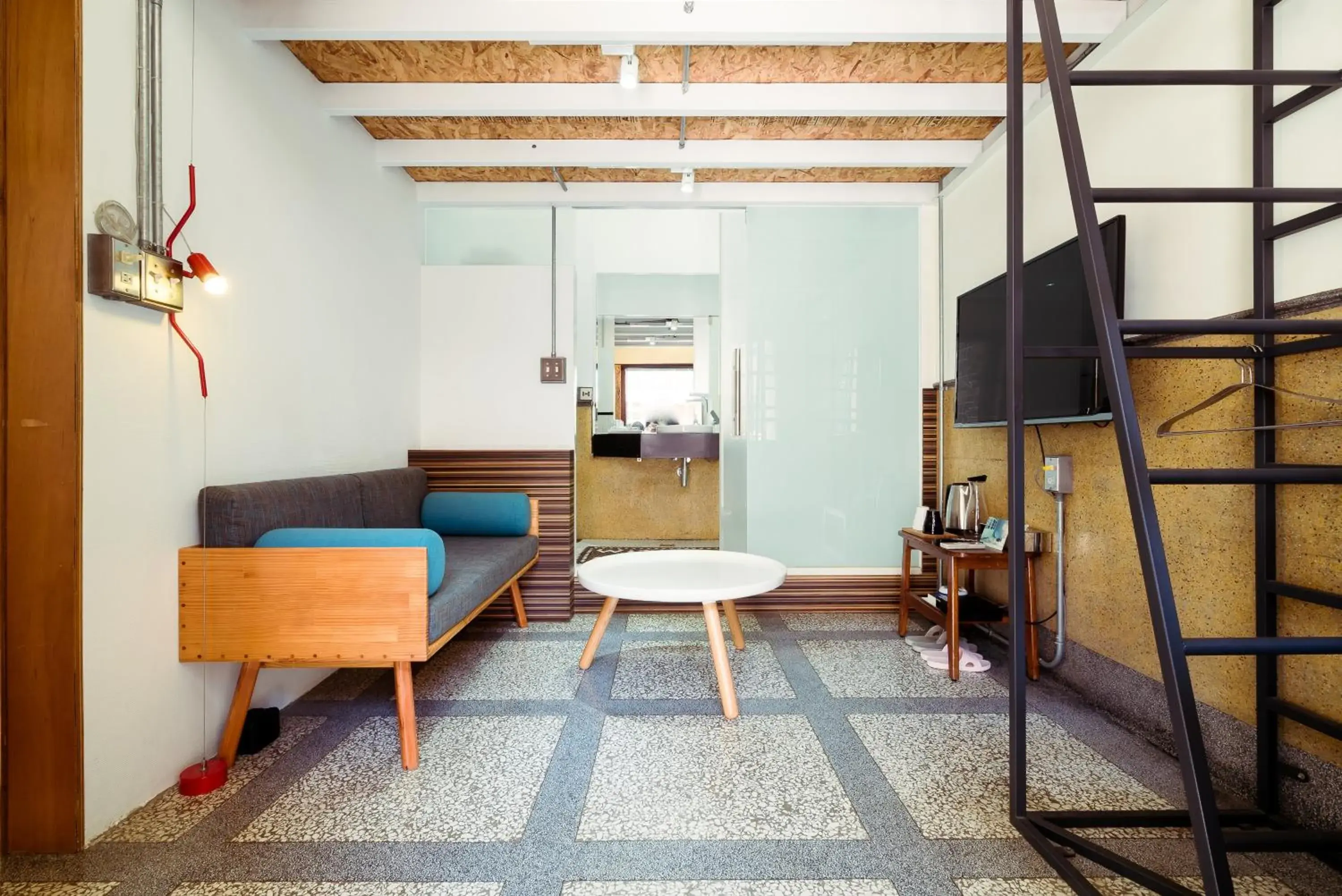 Living room, Bed in With Inn Hostel Living room, Bed in With Inn Hostel