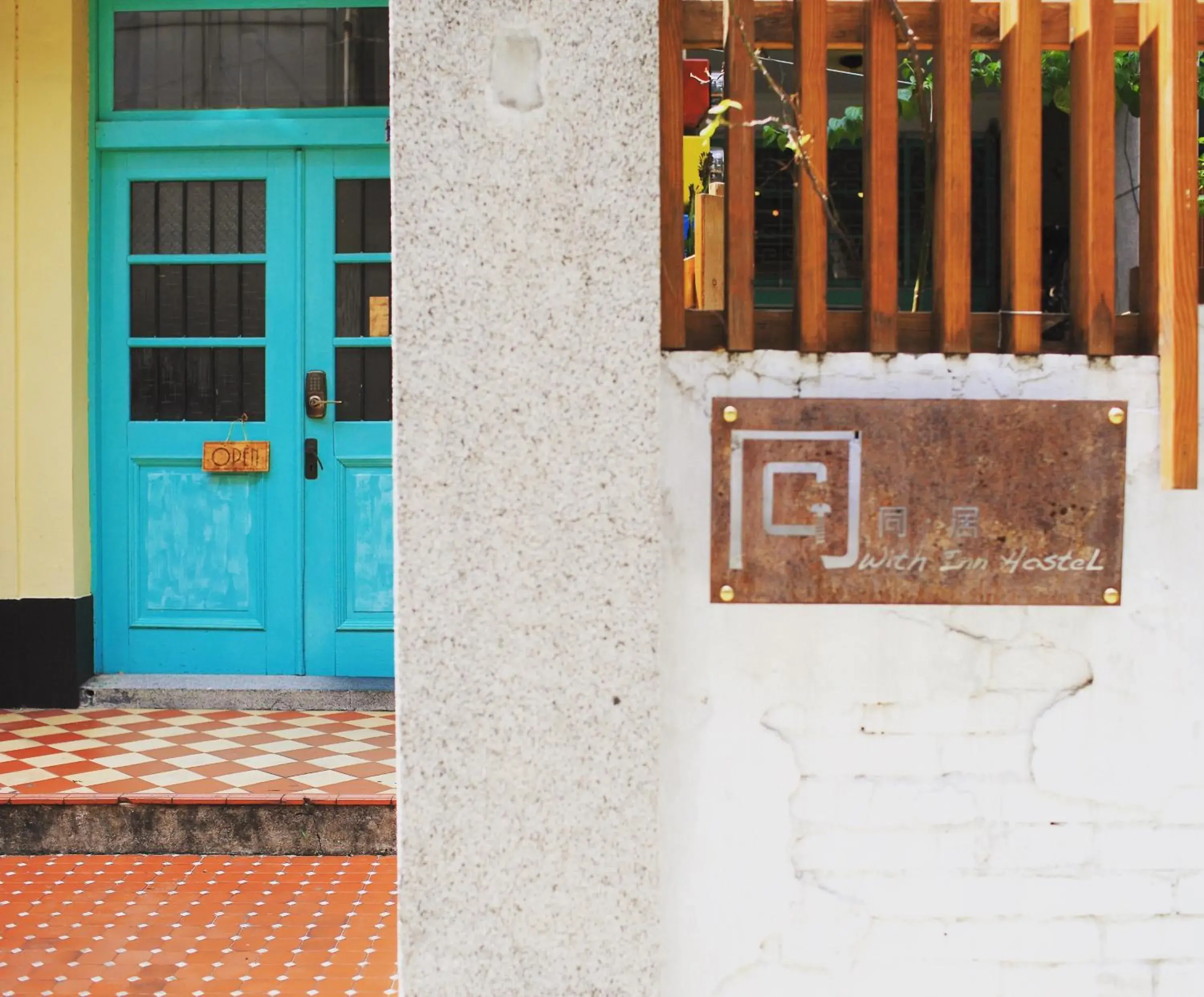 Facade/entrance in With Inn Hostel Facade/entrance in With Inn Hostel