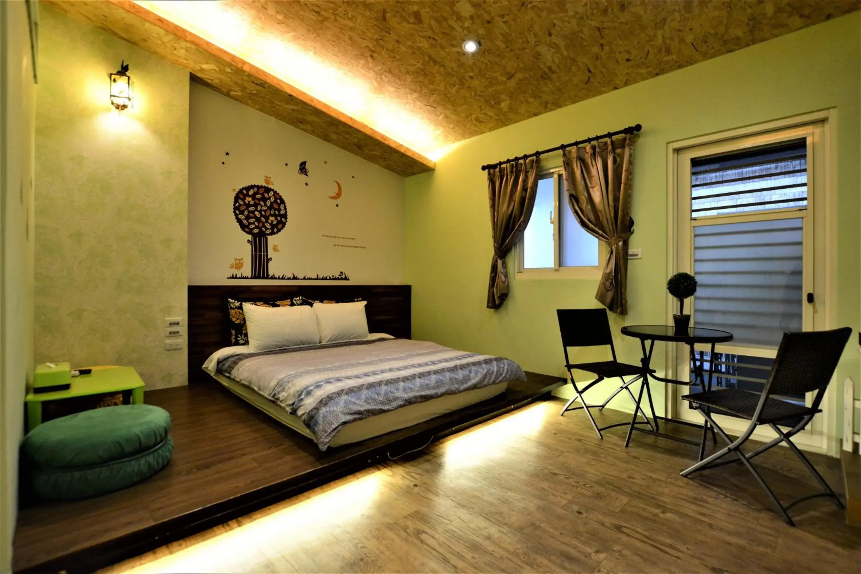 Deluxe Double Room with Shower in Macaron B&B Deluxe Double Room with Shower in Macaron B&B