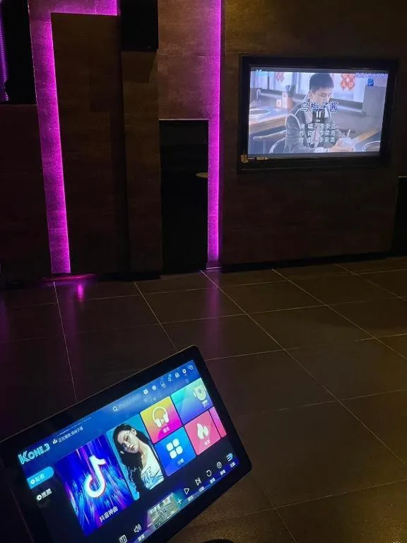 TV and multimedia in M Hotel