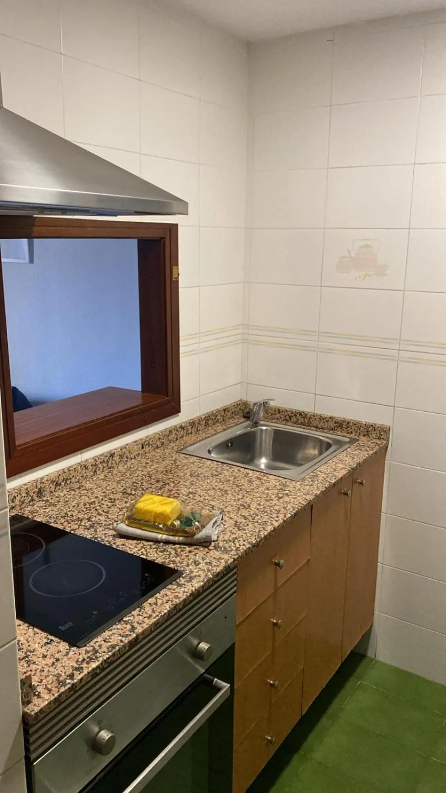 Kitchen or kitchenette in Apartamentos Gemelos 2 y 4 by Gestaltur