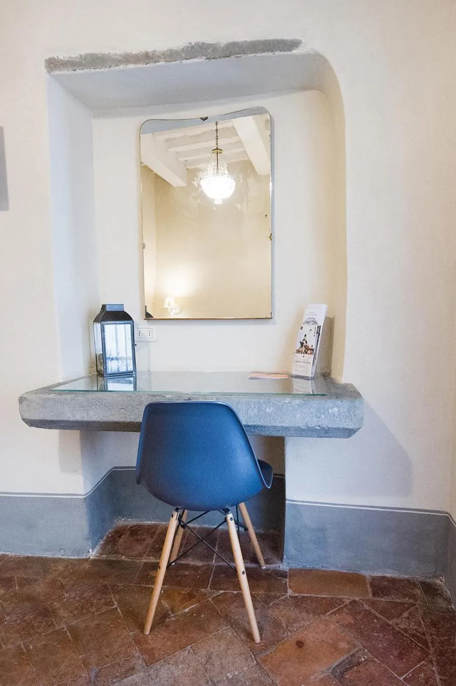 Decorative detail in Il Piccolo Cavour Charming House B&B