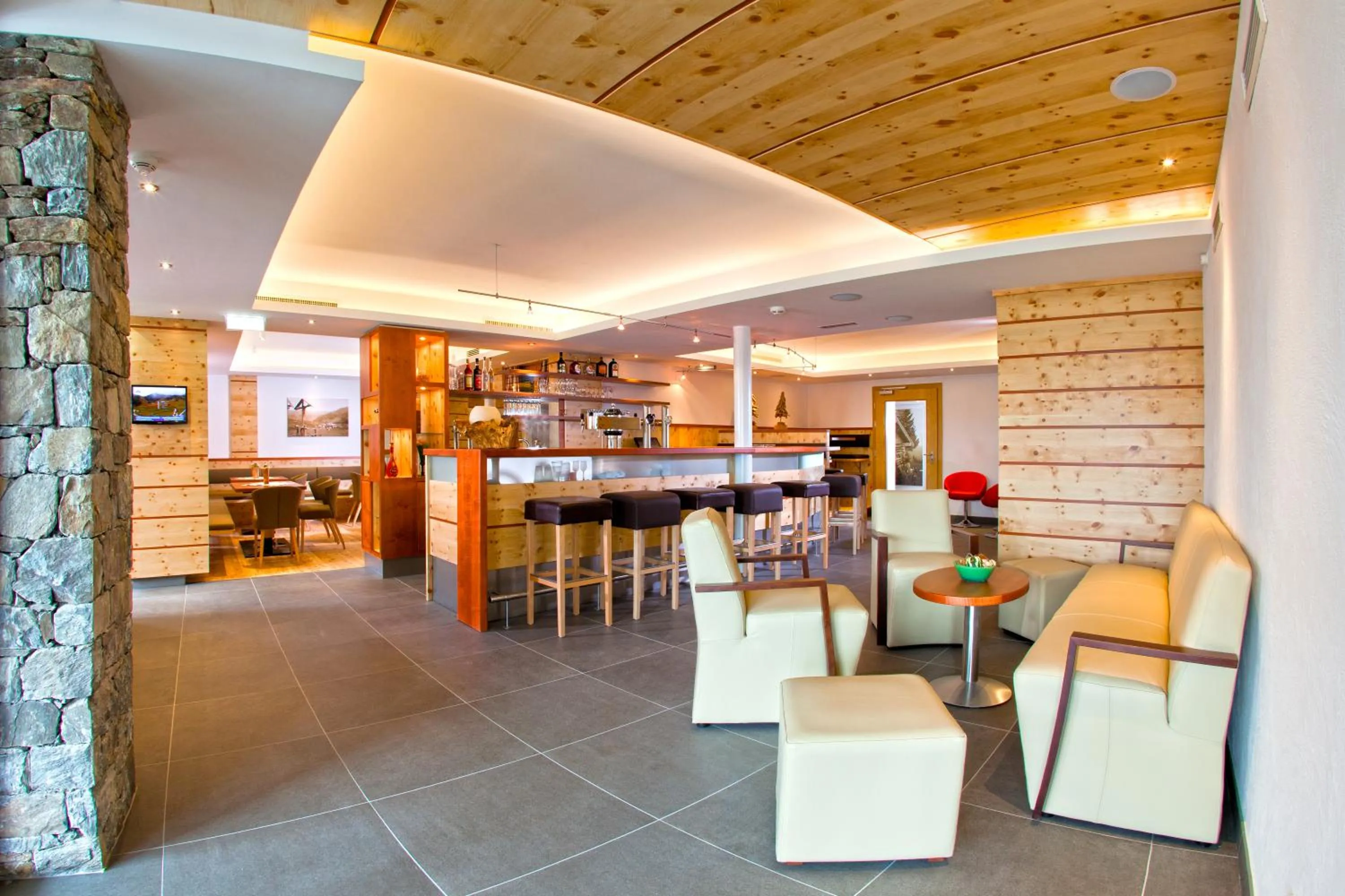 Lounge or bar in Hotel Lukas