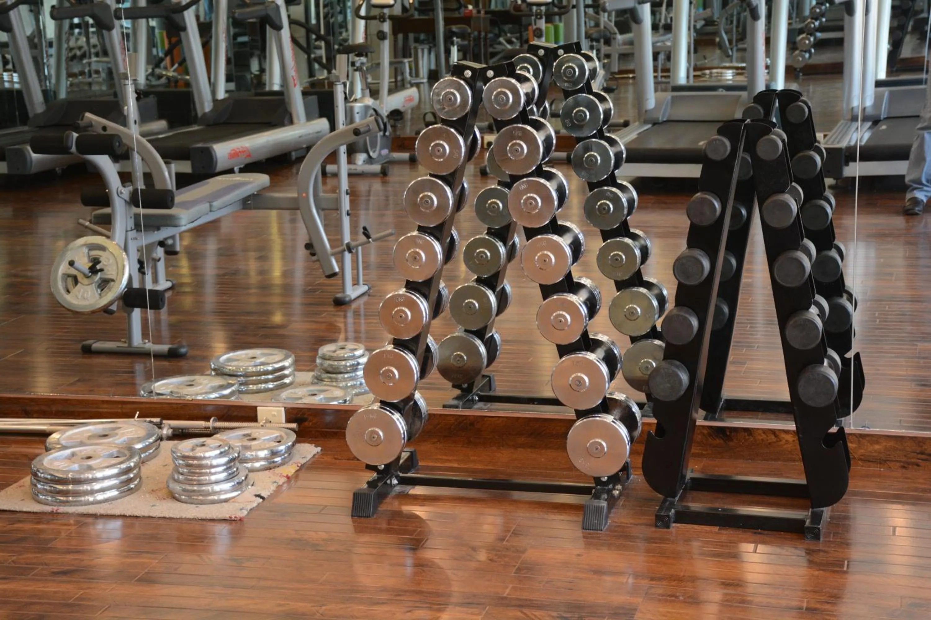 Fitness centre/facilities in Islamabad Hotel