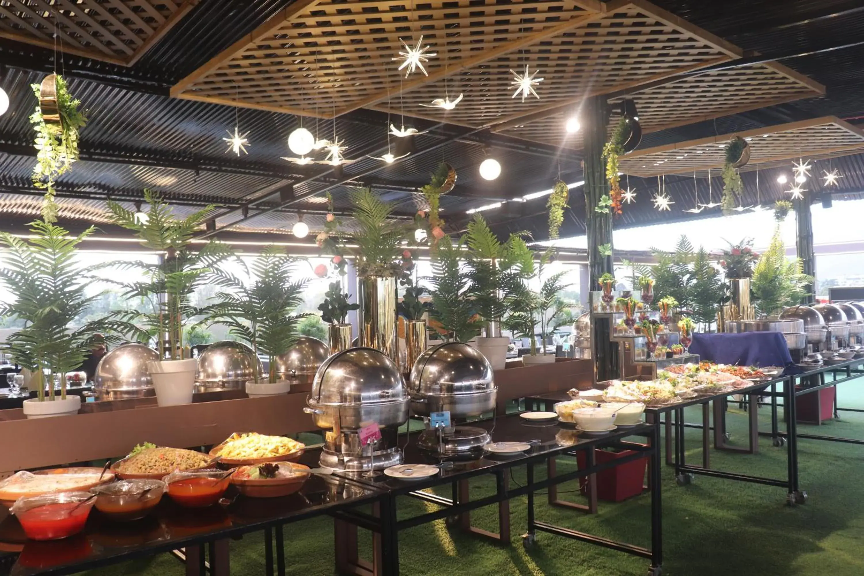 Restaurant/places to eat in Islamabad Hotel Restaurant/places to eat in Islamabad Hotel