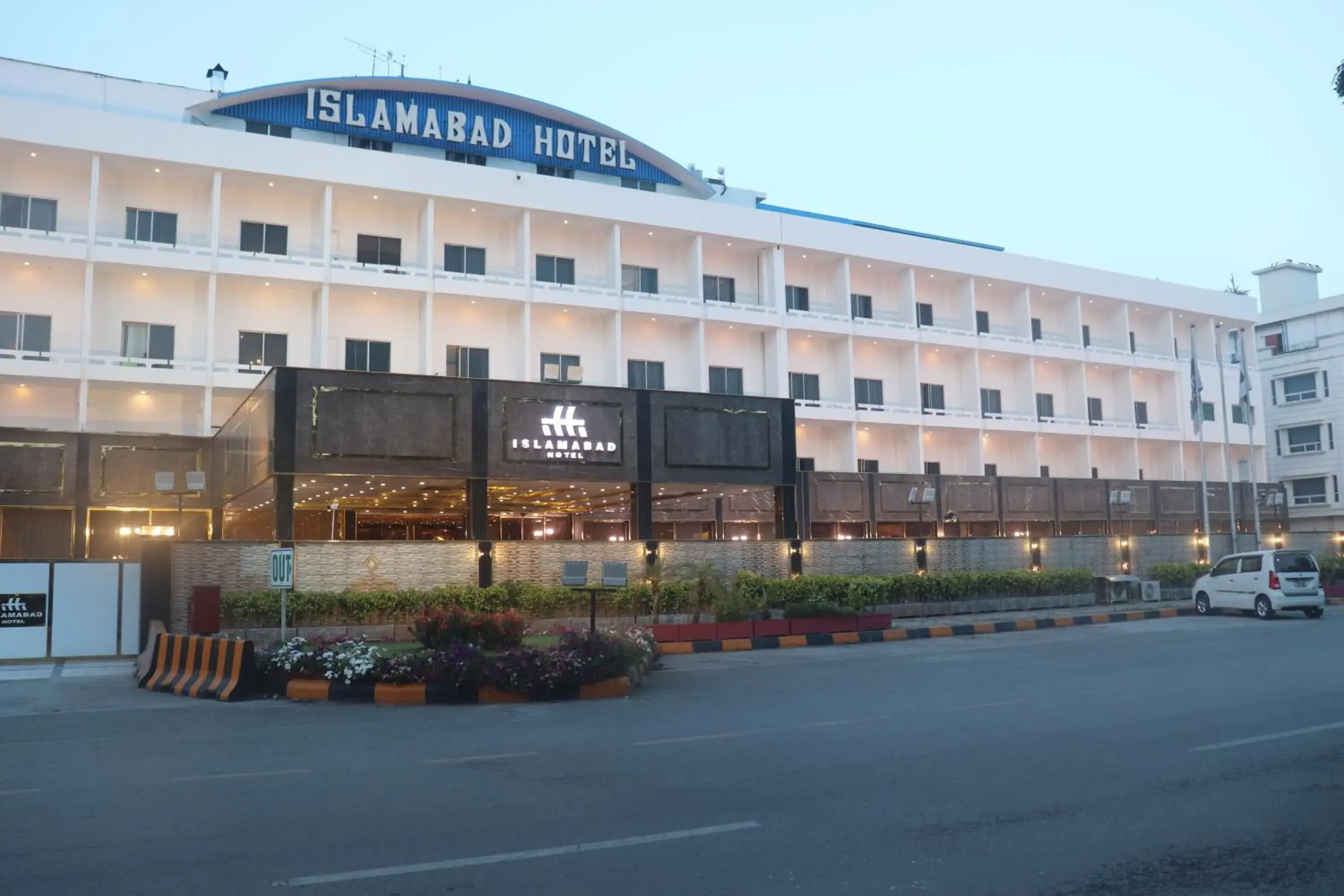 Property building in Islamabad Hotel Property building in Islamabad Hotel