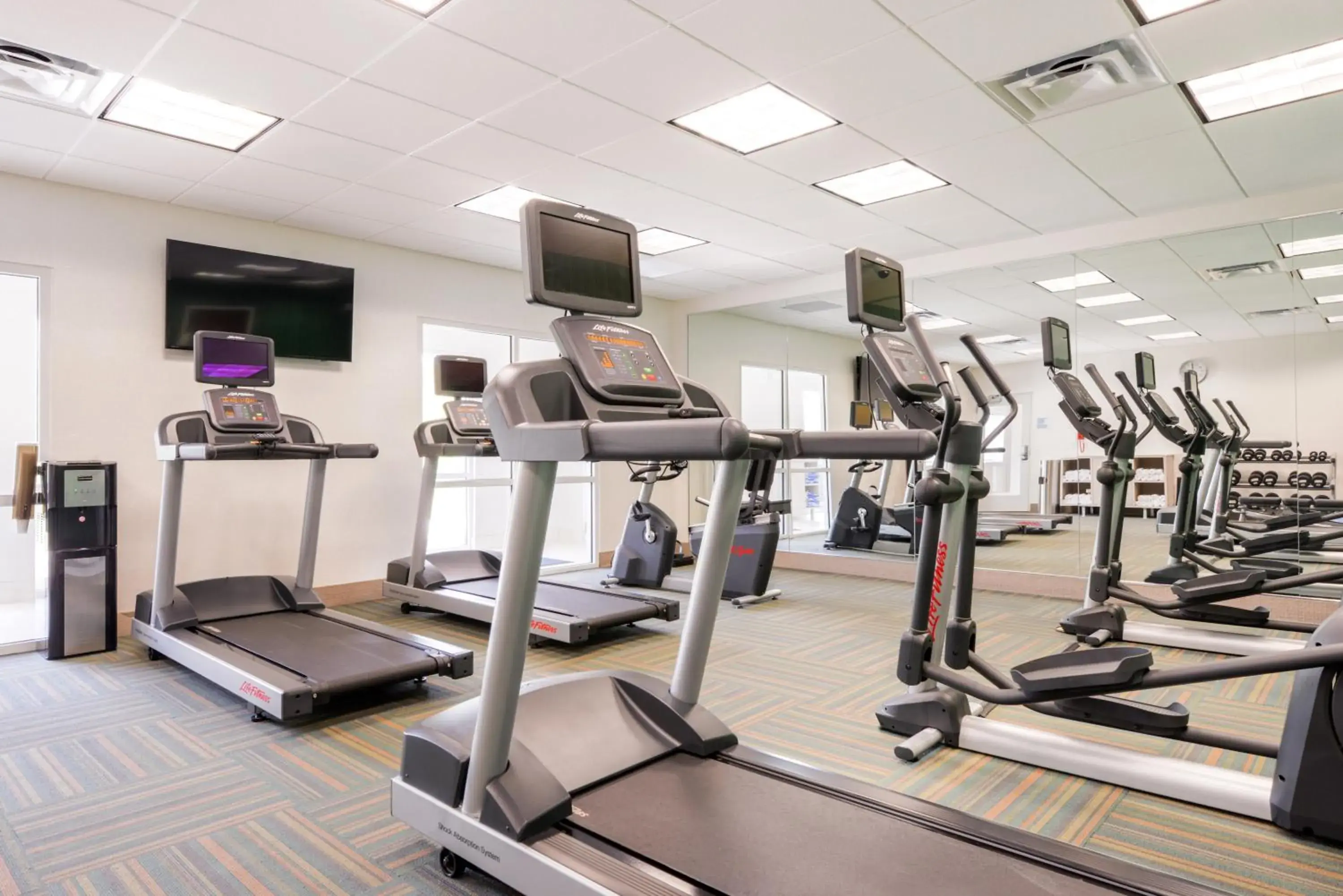Fitness centre/facilities in Holiday Inn Express & Suites Salem by IHG Fitness centre/facilities in Holiday Inn Express & Suites Salem by IHG
