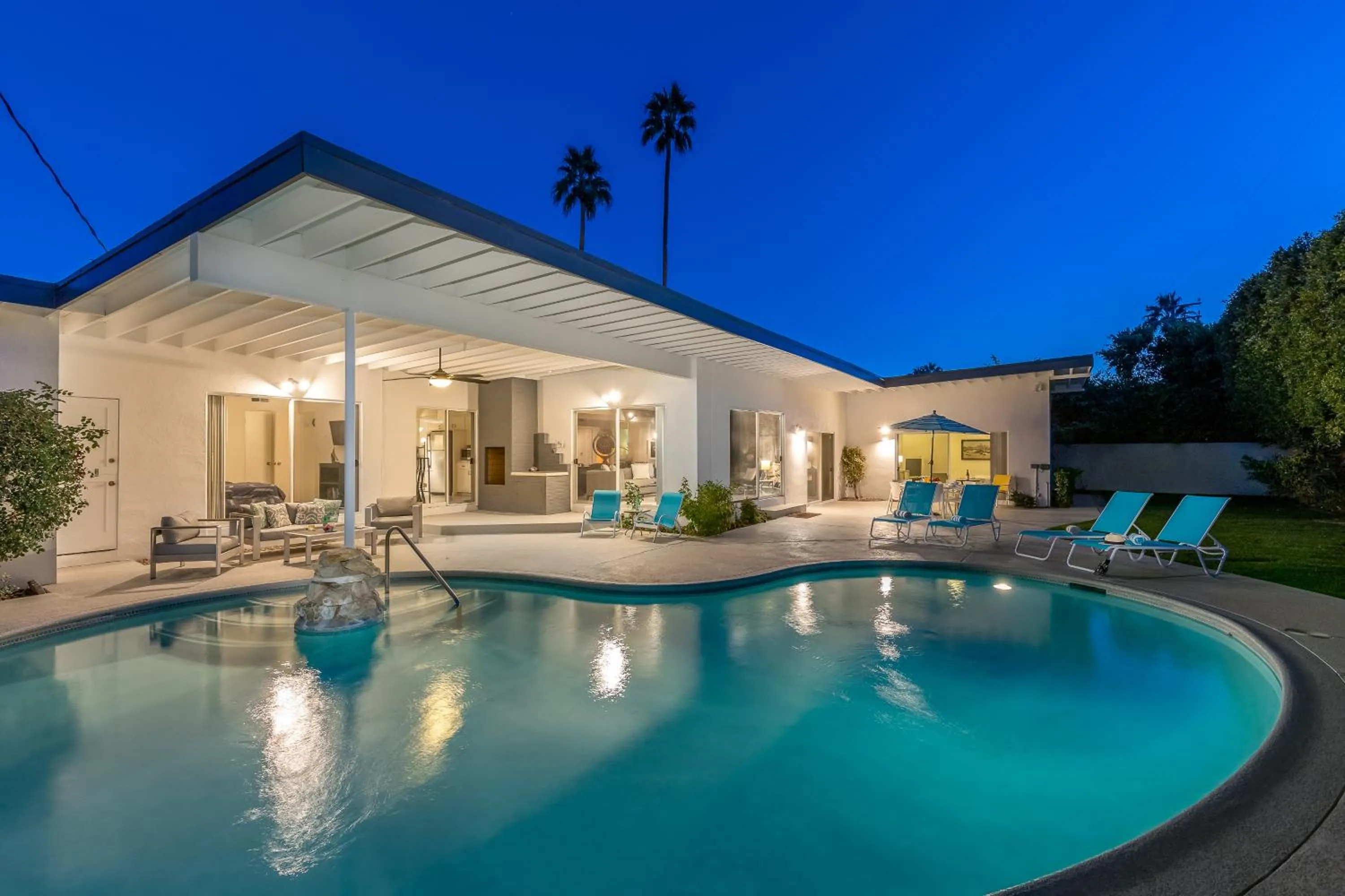 Chi Chi House by ACME House Company