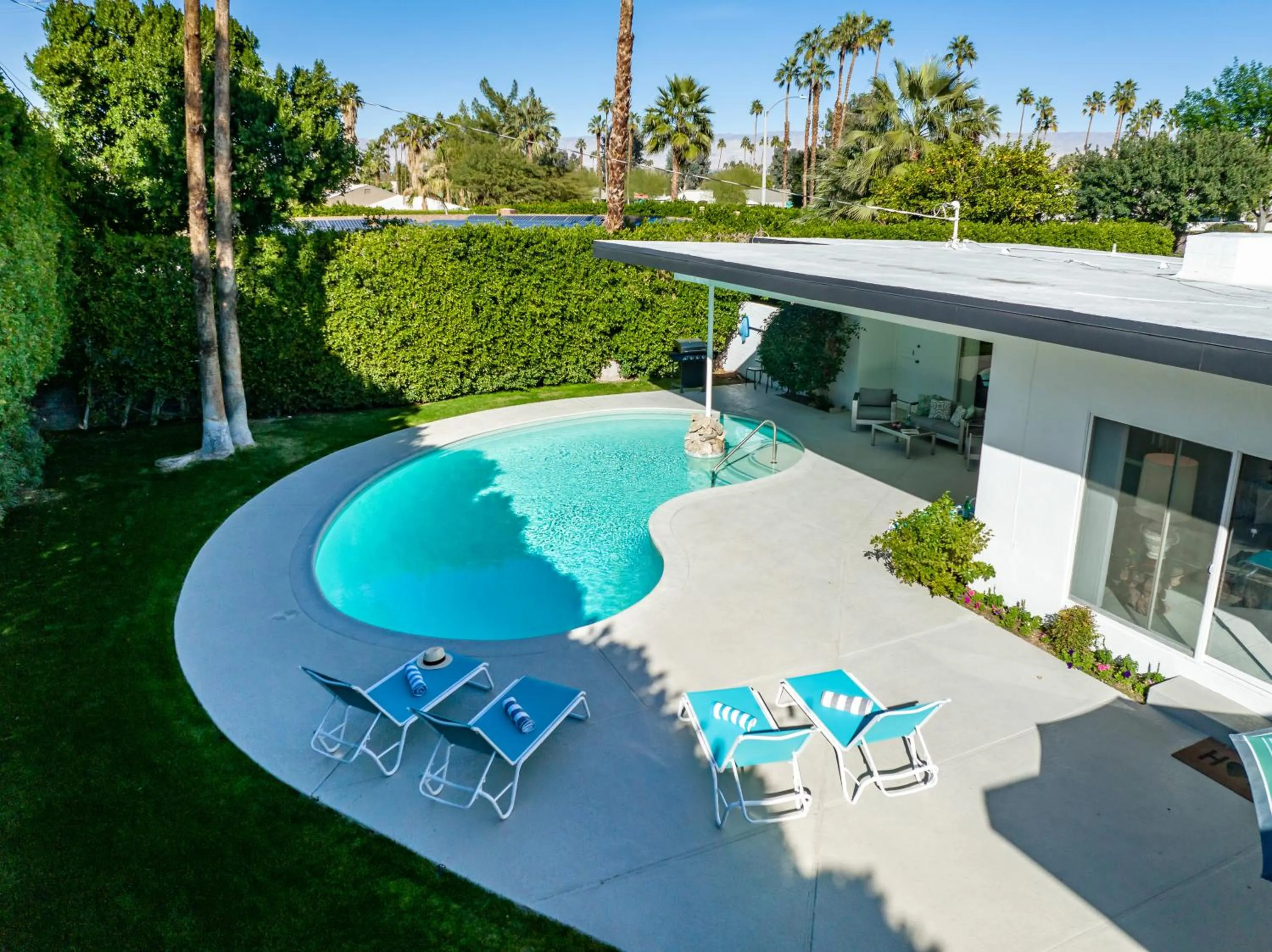 Chi Chi House by ACME House Company