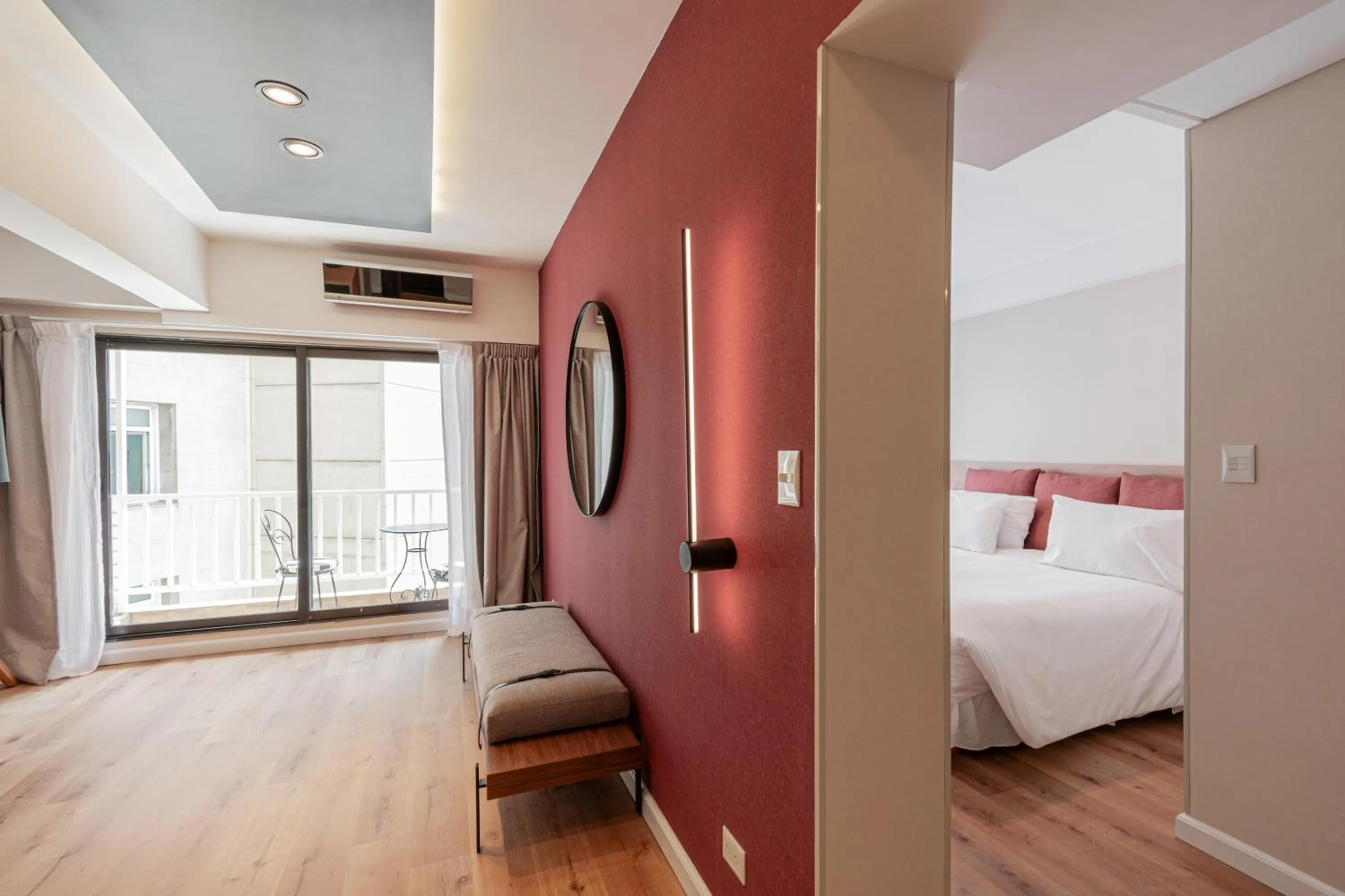 Living room, Bed in Feir's Park Hotel & Rooftop