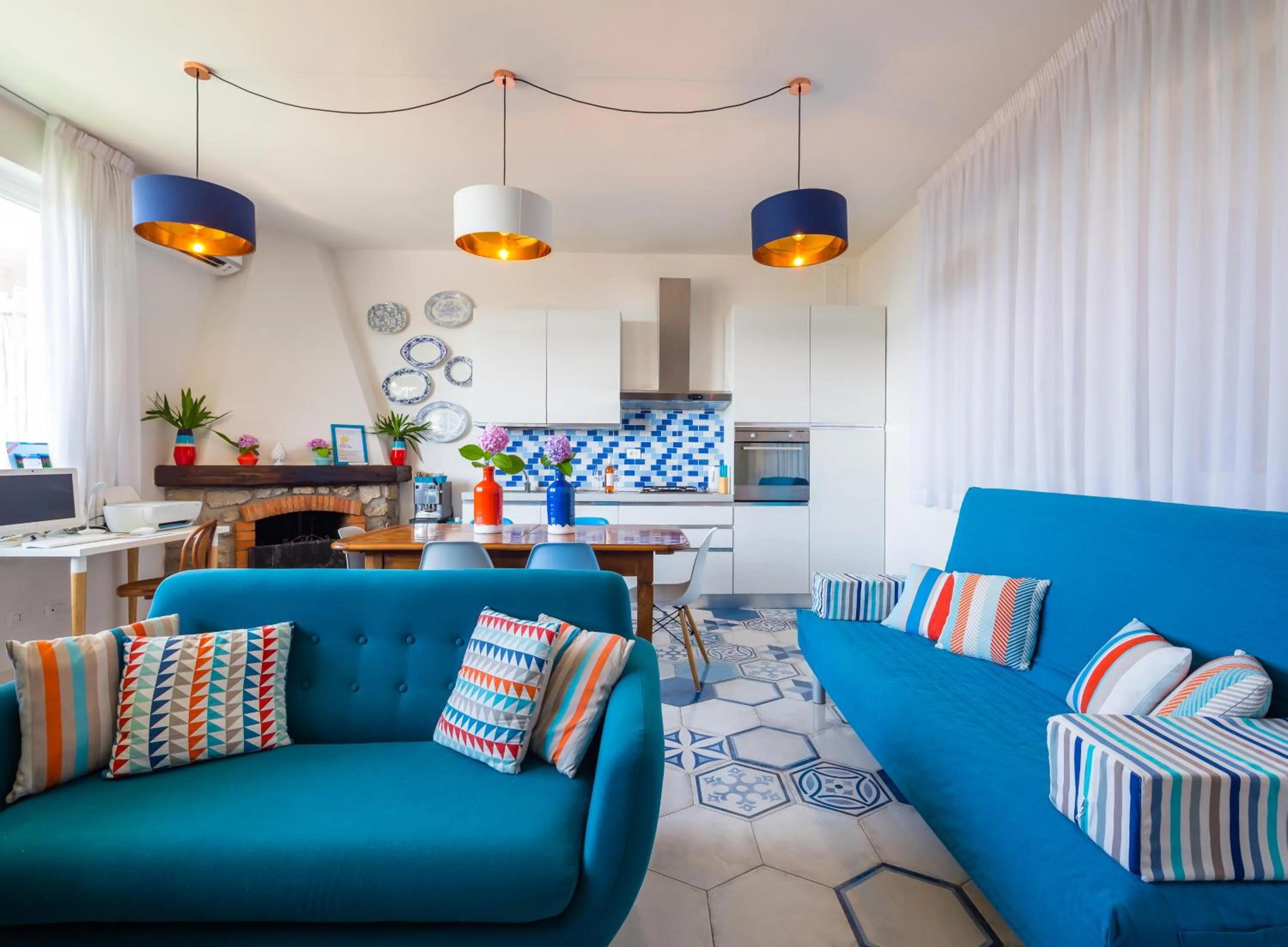 Kitchen or kitchenette in Villa Sorrento Flats