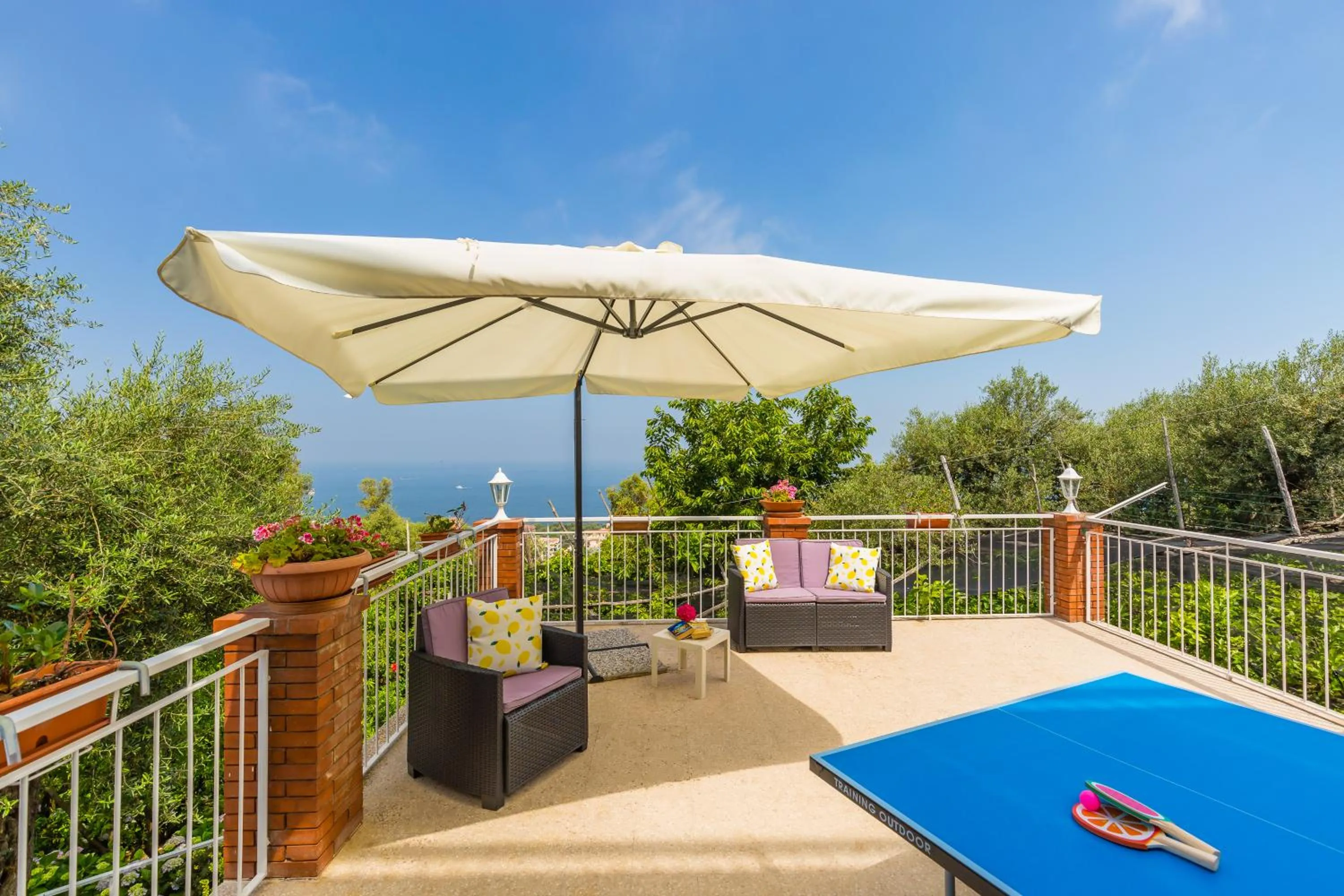 Patio in Villa Sorrento Flats