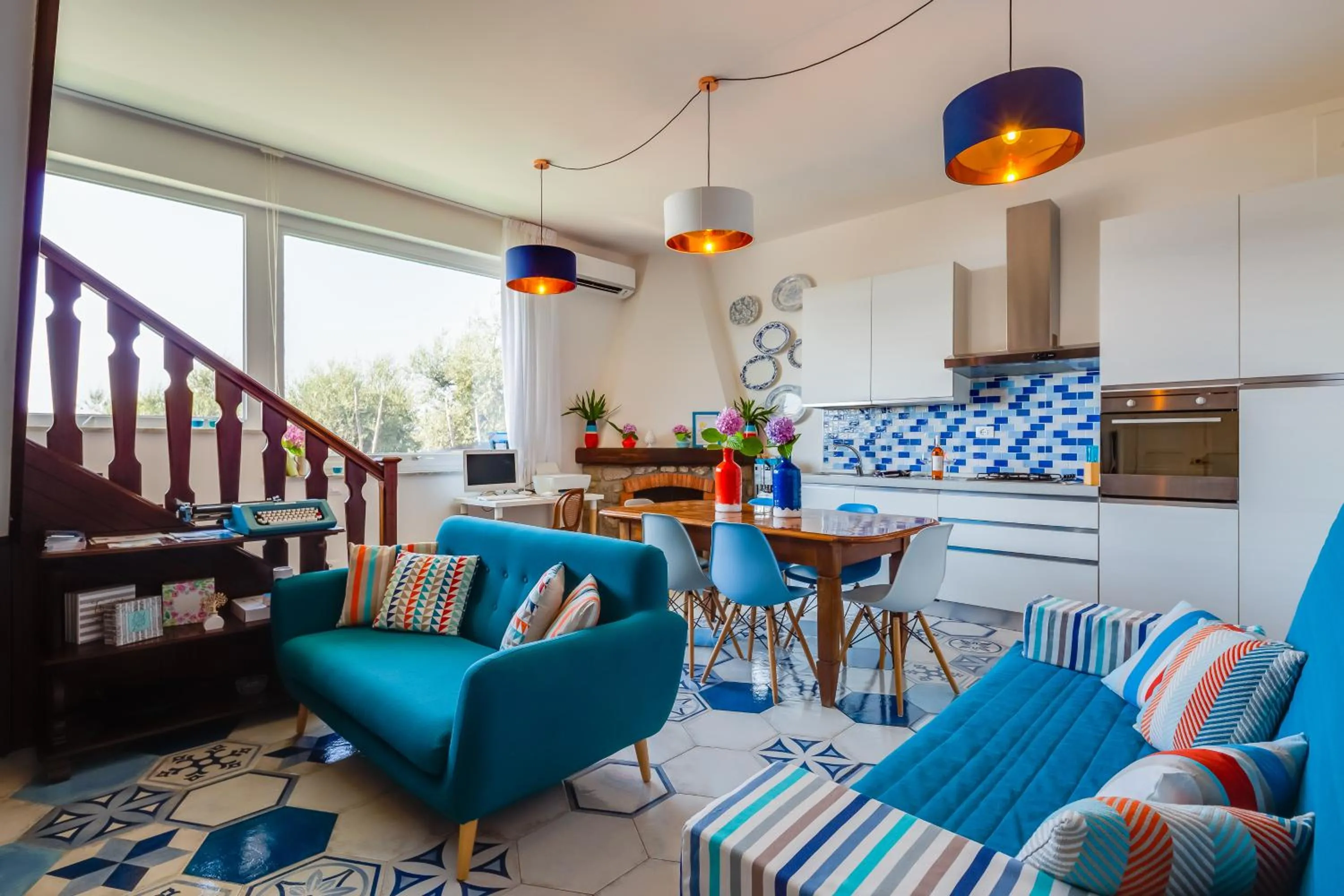 Kitchen or kitchenette in Villa Sorrento Flats