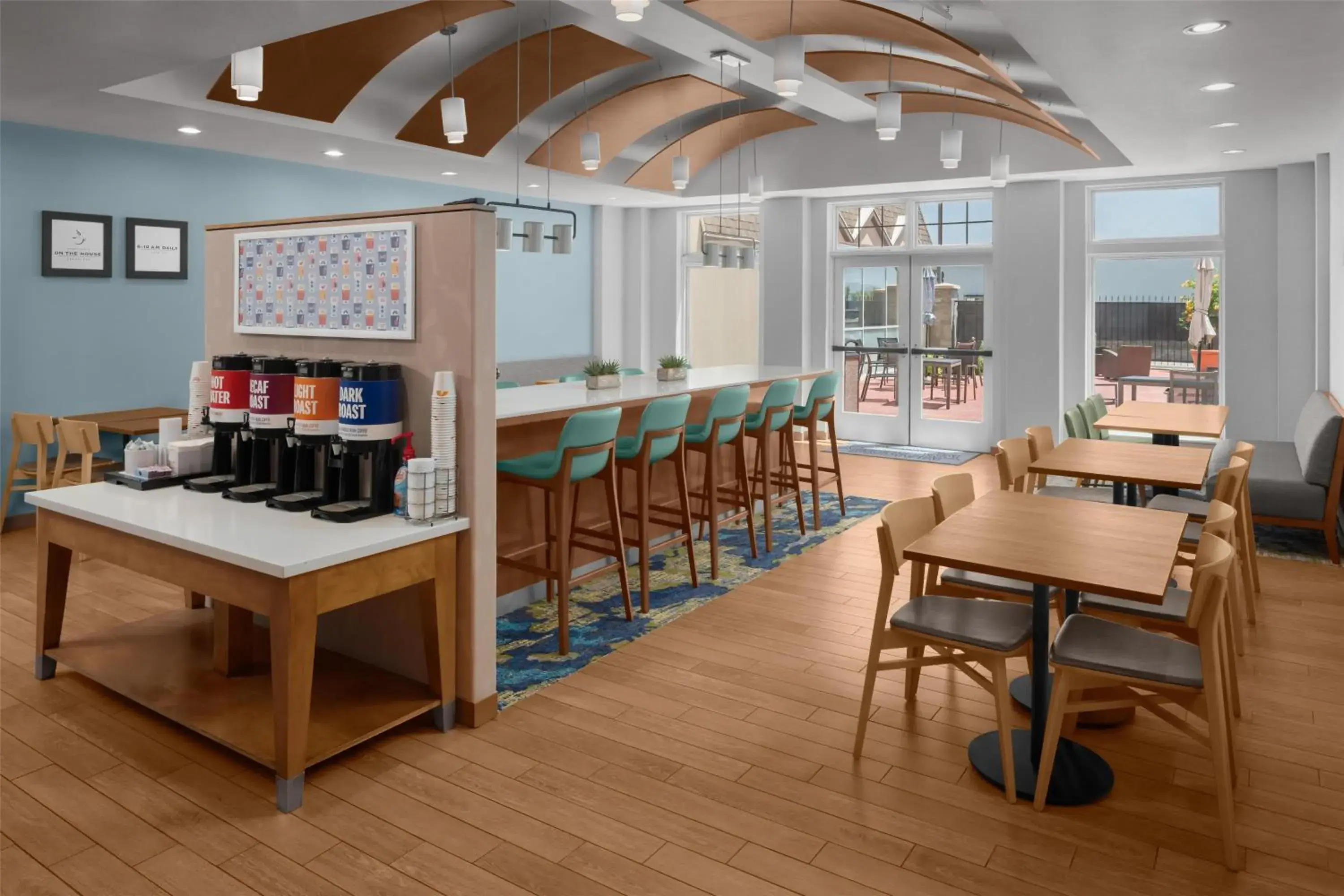 Breakfast in Hampton Inn & Suites Orem/Provo Breakfast in Hampton Inn & Suites Orem/Provo