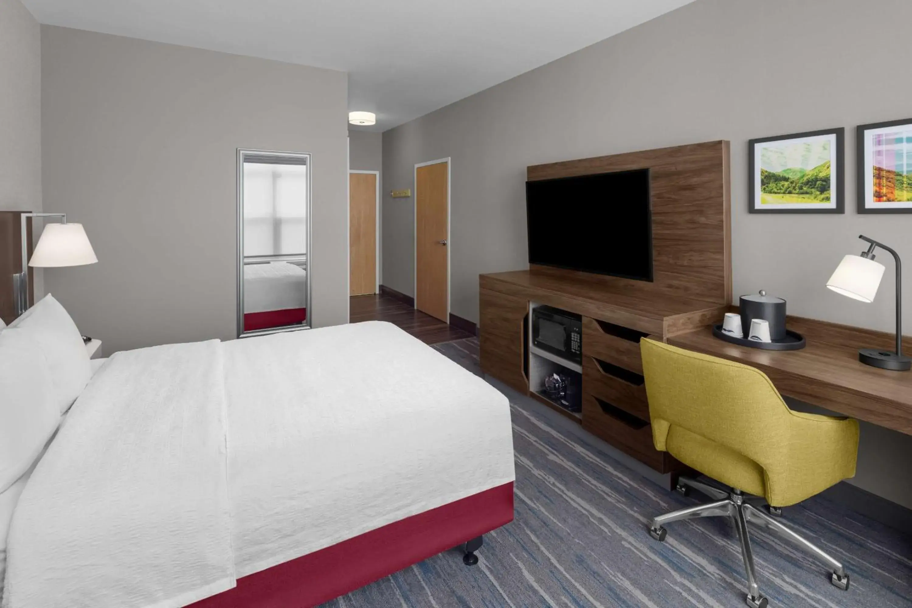Bedroom, Bed in Hampton Inn & Suites Orem/Provo Bedroom, Bed in Hampton Inn & Suites Orem/Provo