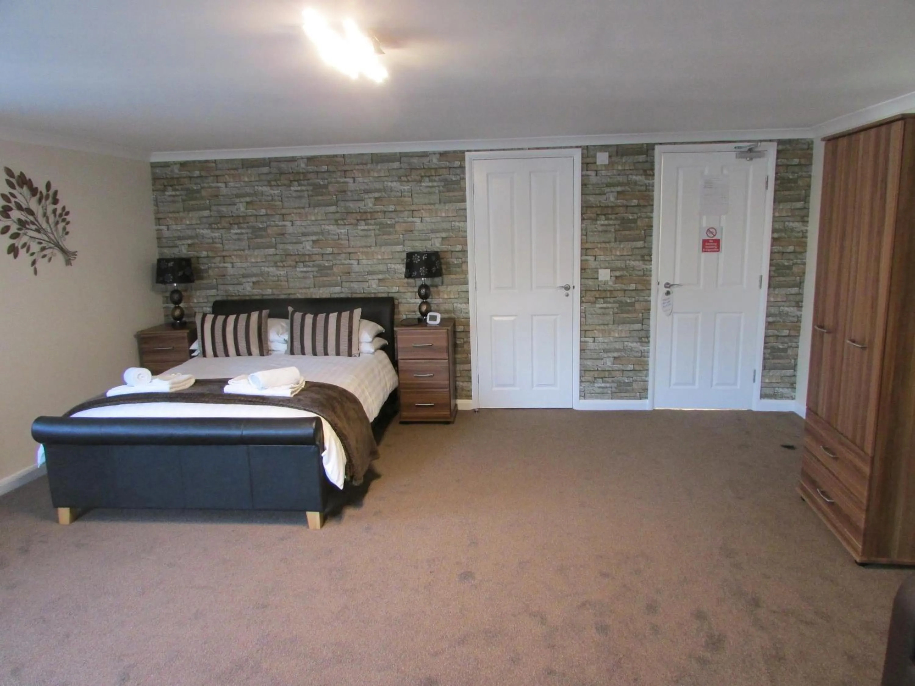 Bed in The Southgate B&B