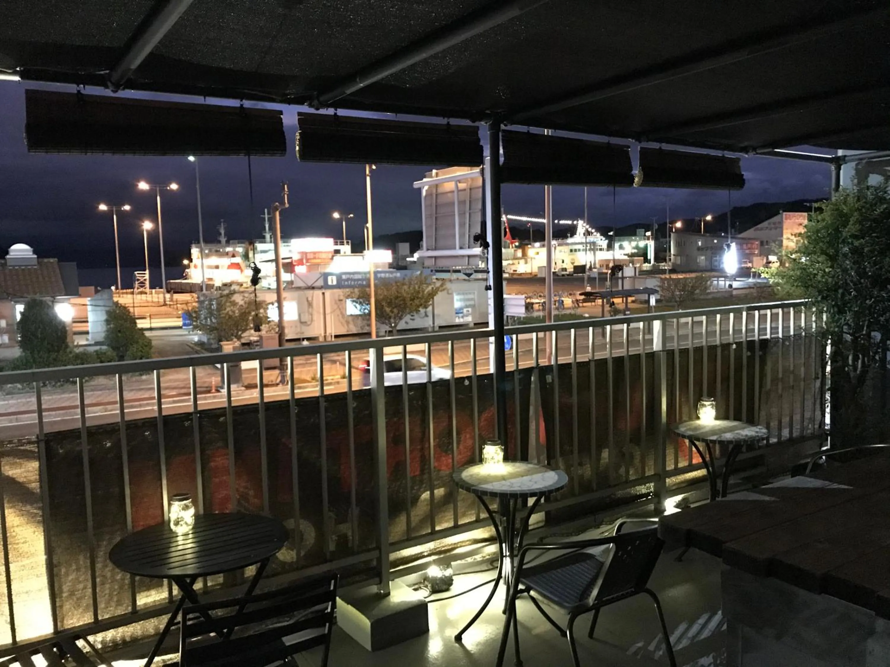 Balcony/Terrace in Uno Port Inn