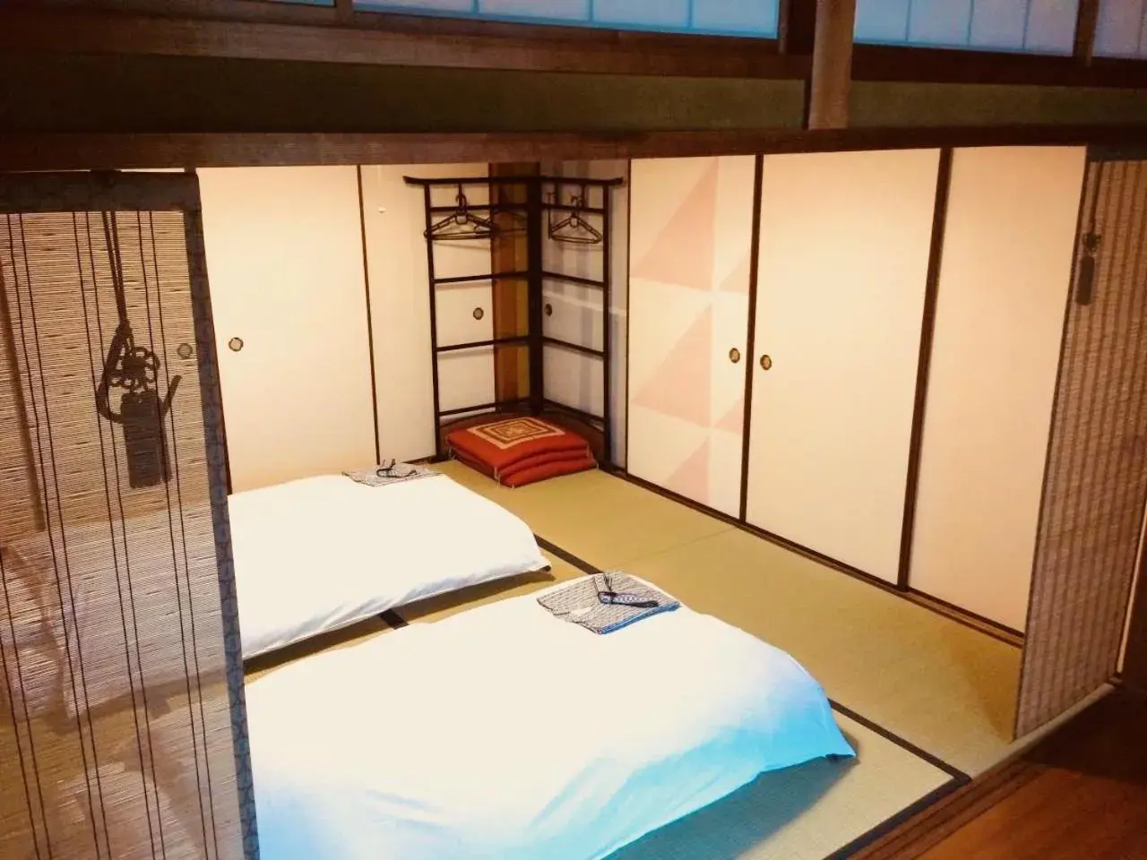 Photo of the whole room, Bed in Uno Port Inn Photo of the whole room, Bed in Uno Port Inn