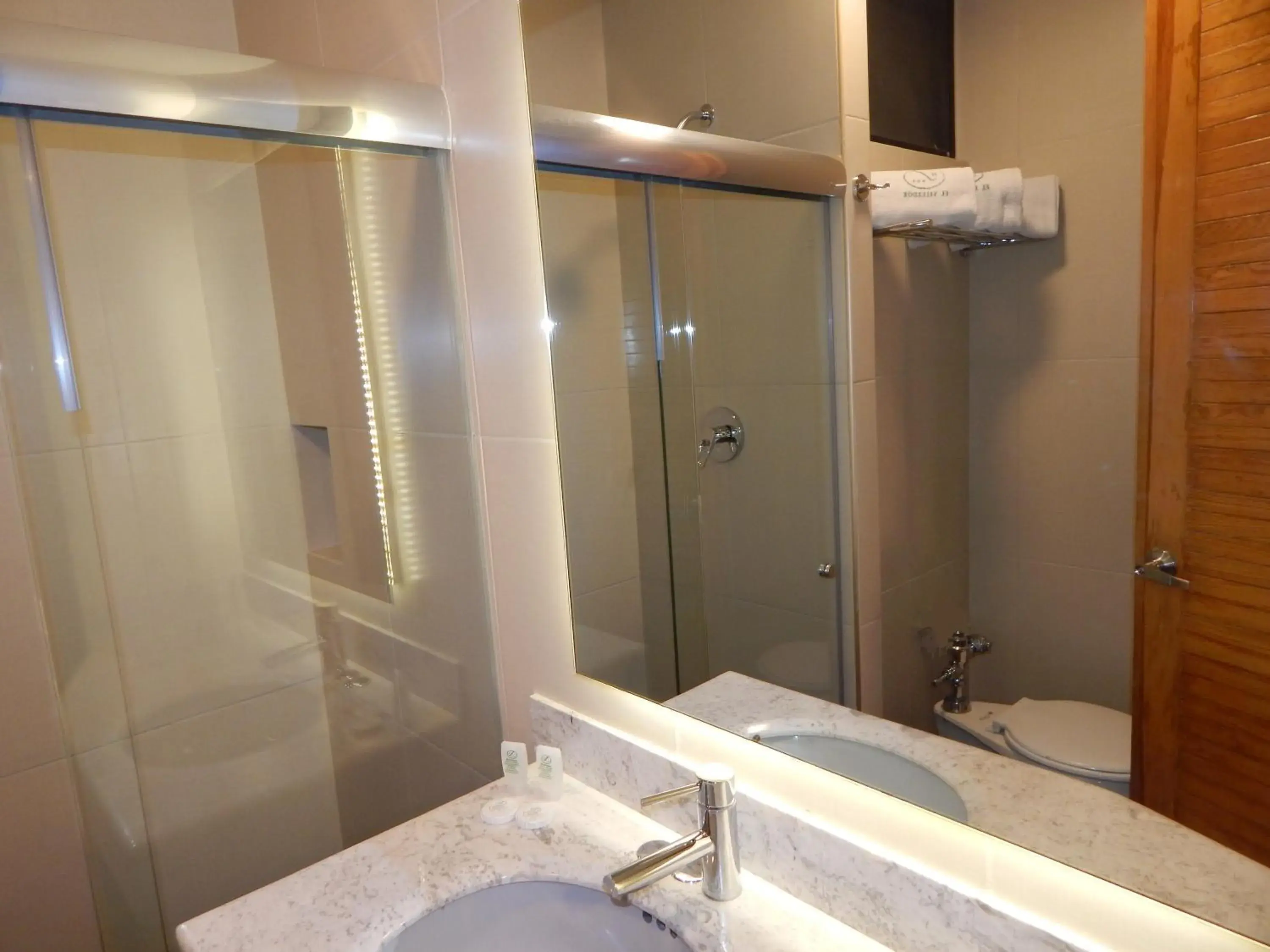 Double Room with Two Double Beds in Hotel El Salvador Double Room with Two Double Beds in Hotel El Salvador