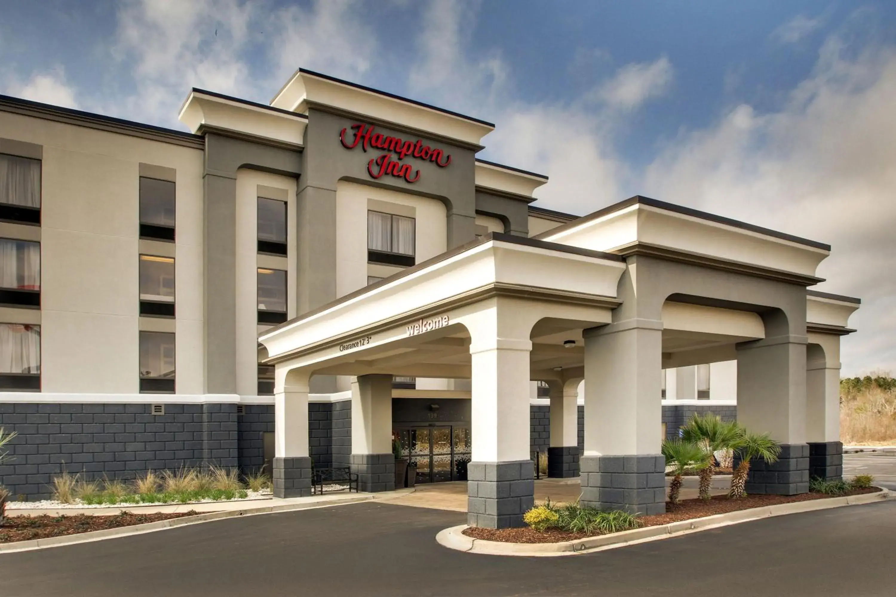 Property building in Hampton Inn Yemassee/Point South, Sc Property building in Hampton Inn Yemassee/Point South, Sc